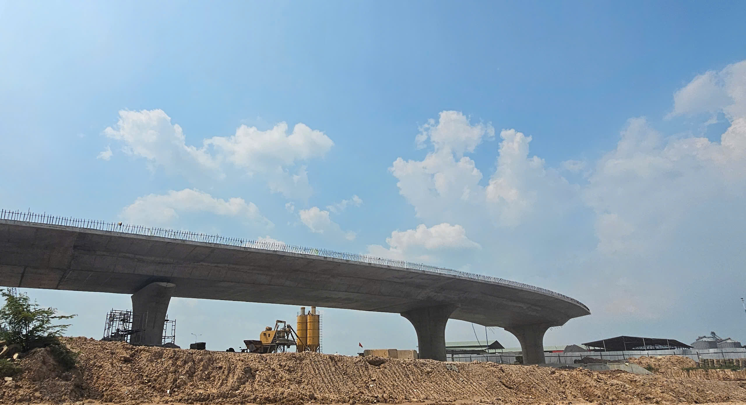 Nh&acirc;n ng&agrave;y Thi đua y&ecirc;u nước (11-6): Khơi dậy l&ograve;ng y&ecirc;u nước từ hoạt động thi đua- Ảnh 5.