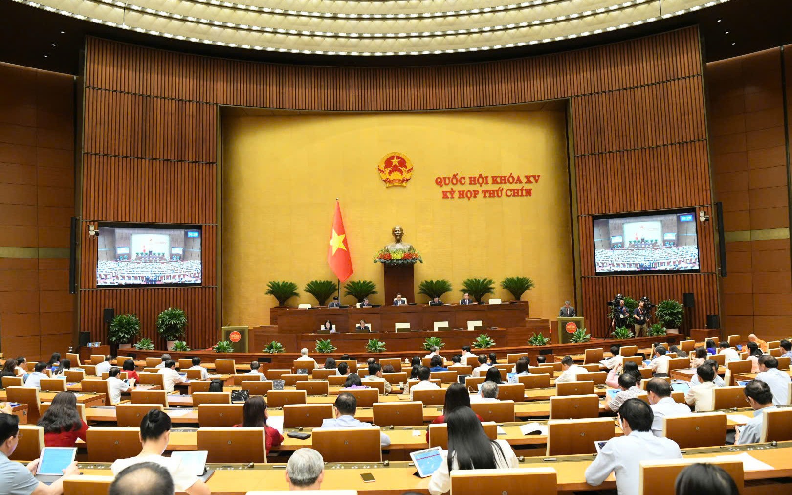 Bộ trưởng Phạm Thị Thanh Tr&agrave;: Bảo đảm quyền lợi cho c&aacute;n bộ chịu t&aacute;c động khi s&aacute;p nhập tỉnh- Ảnh 2.