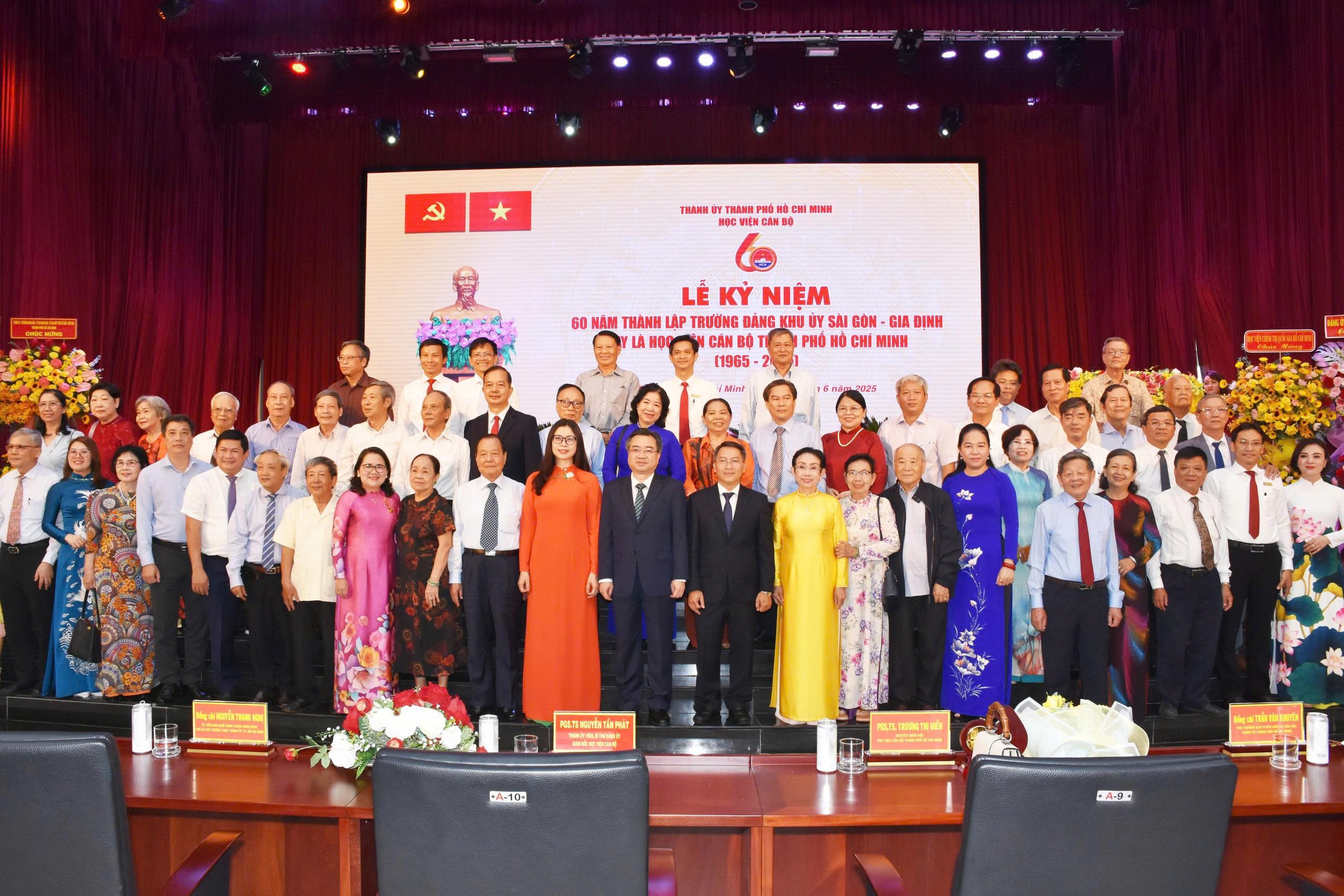 Tự hào là nơi rèn luyện của biết bao cán bộ lãnh đạo TP HCM- Ảnh 1.