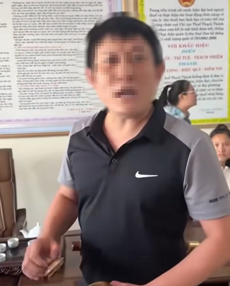 C&aacute;n bộ thuế xưng "m&agrave;y, tao" với d&acirc;n bị đ&igrave;nh chỉ c&ocirc;ng t&aacute;c - Ảnh 2.