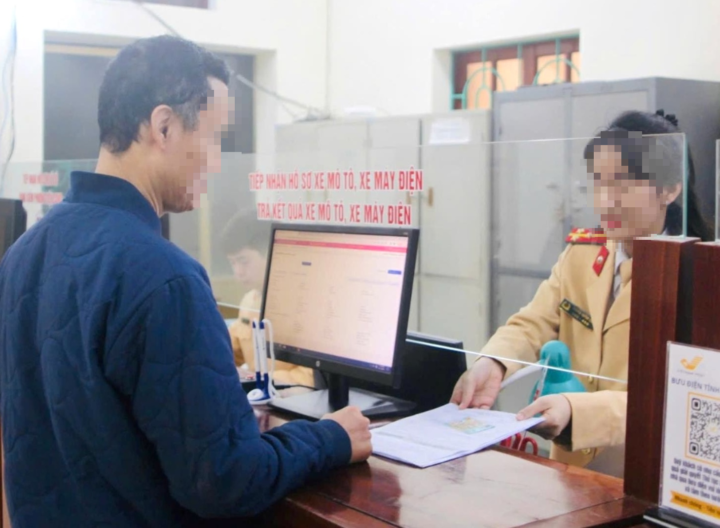 Vụ 3 cựu CSGT Khánh Hòa hầu tòa: Một hồ sơ "kẹp" 5 triệu đồng- Ảnh 2.