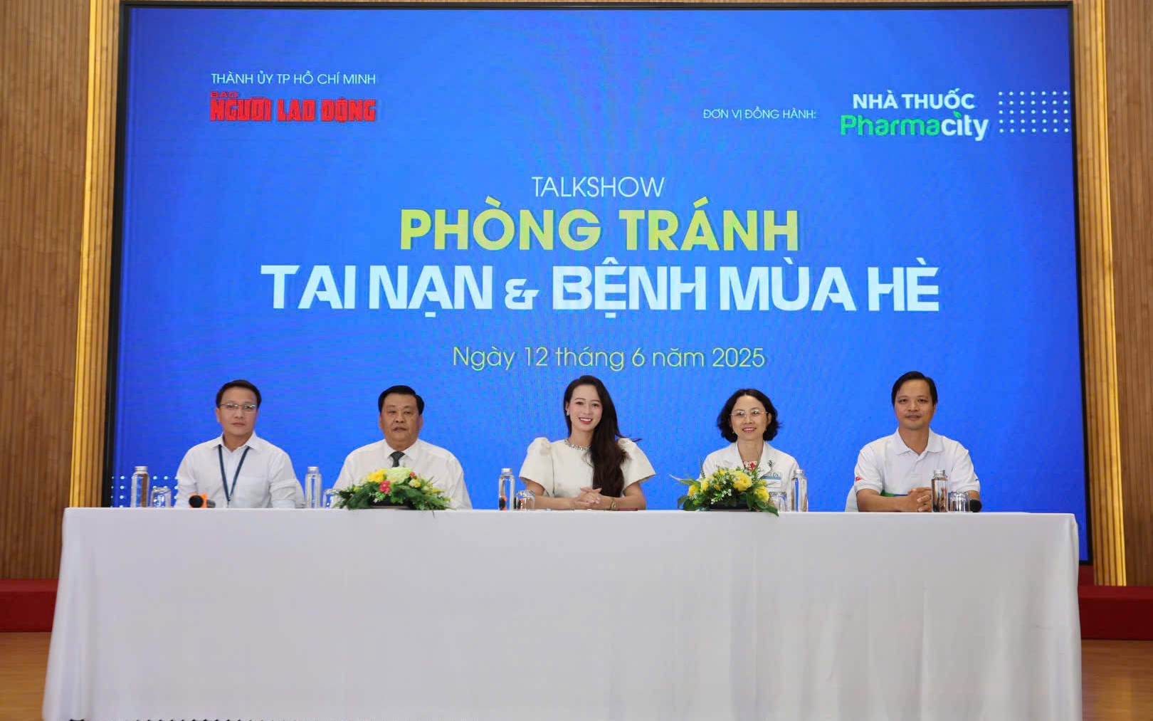 Cảnh báo ngộ độc thực phẩm, tai nạn dịp hè