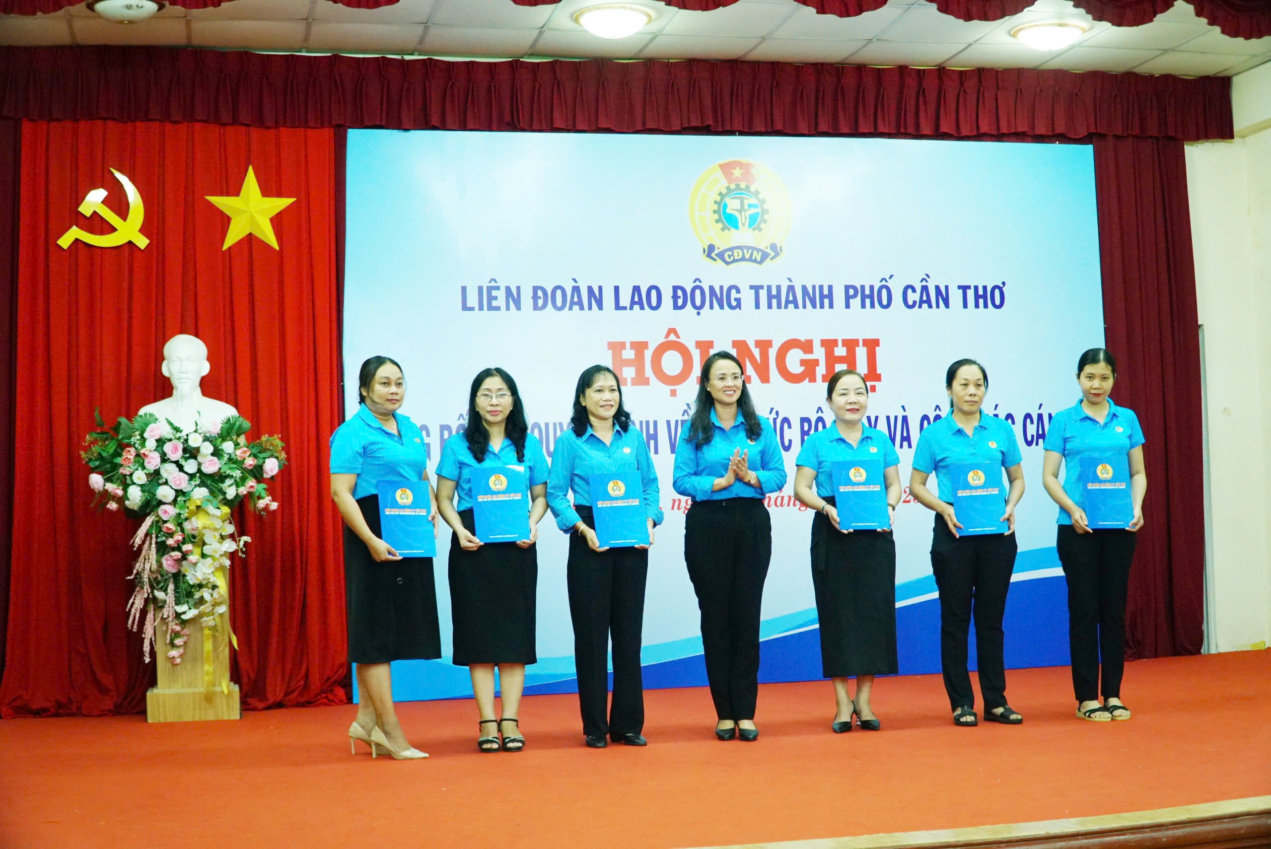 Cần Thơ: Nhiều quyết định quan trọng về việc điều động c&aacute;n bộ C&ocirc;ng đo&agrave;n- Ảnh 1.