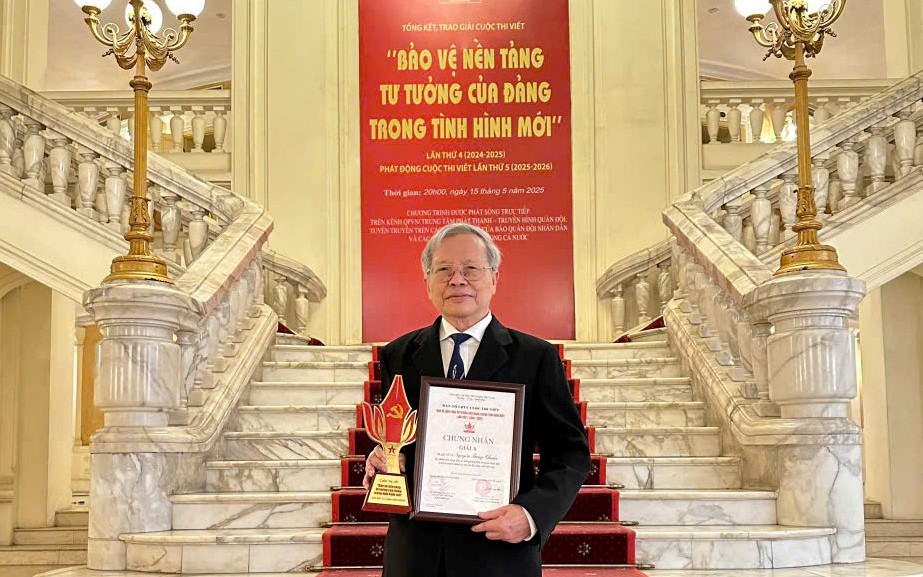 Cuộc thi viết “Người thầy kính yêu”: GS Nguyễn Trọng Chuẩn - “dòng sông tri thức” không ngừng chảy
