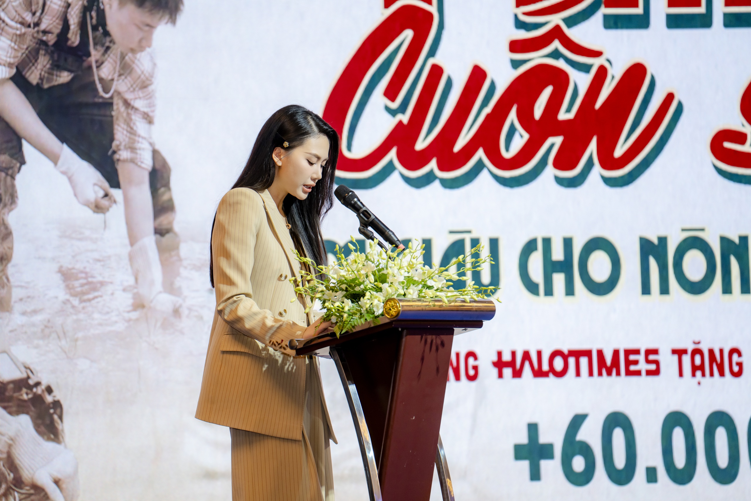 "Về qu&ecirc; l&agrave;m gi&agrave;u" chương tr&igrave;nh truyền h&igrave;nh nhăn văn v&agrave; &yacute; nghĩa   - Ảnh 2.
