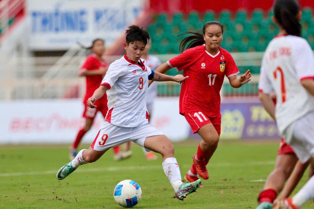 U19 nữ Việt Nam toàn thắng, ghi liền 18 bàn ở vòng bảng - Ảnh 2.
