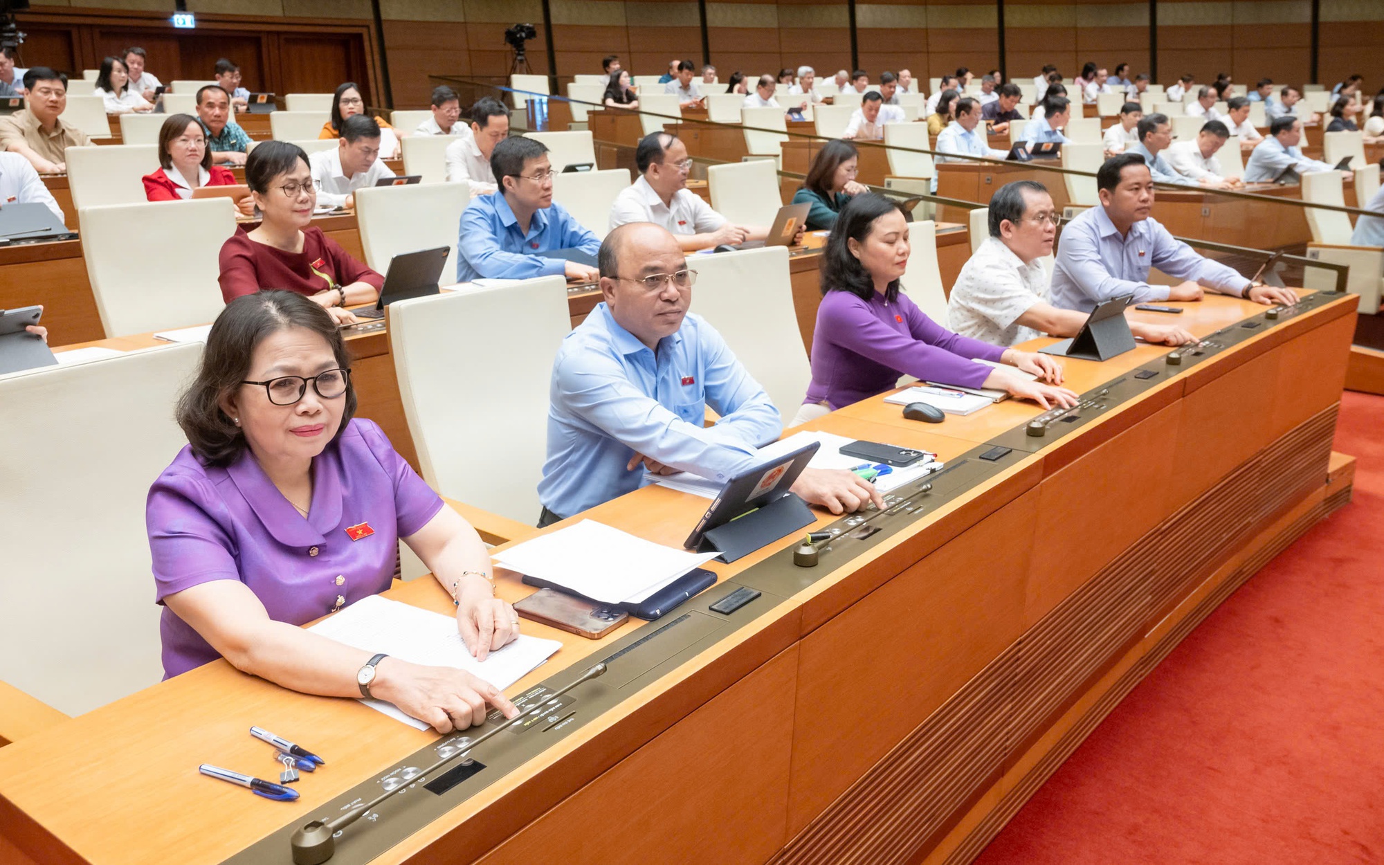 Áp thuế nước ngọt, tăng thuế rượu, bia