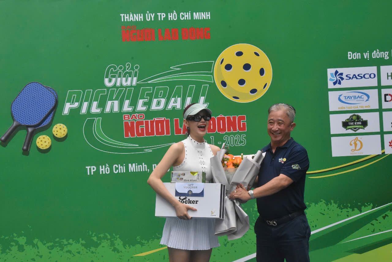 Đại sứ Minh Hằng tuyên thệ khai mạc Giải Pickleball Báo Người Lao Động - Ảnh 2.
