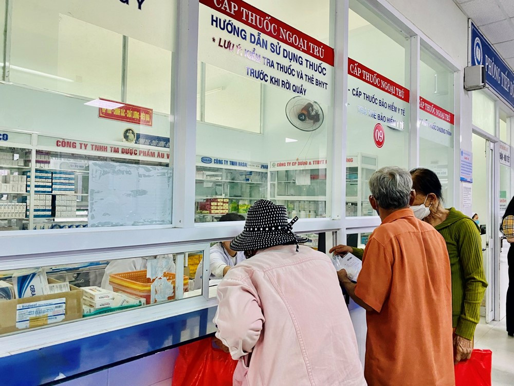 12 trường hợp không được hưởng BHYT dù khám đúng tuyến- Ảnh 1.