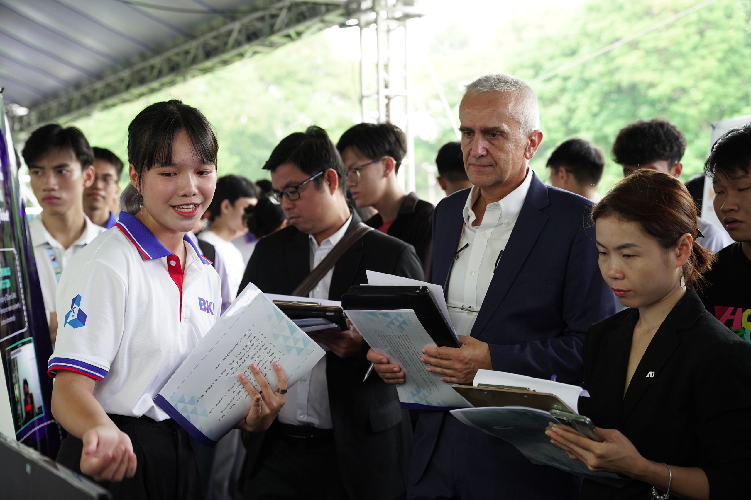 Nhanh chóng đưa đào tạo khởi nghiệp vào trường học- Ảnh 1.