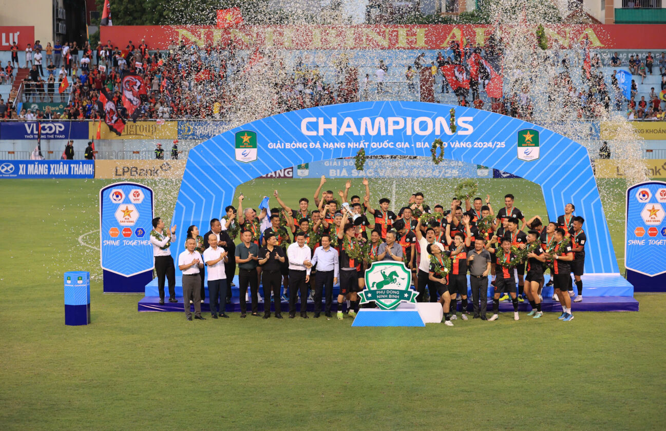 H&agrave;nh tr&igrave;nh trở lại V-League của b&oacute;ng đ&aacute; Cố đ&ocirc; Hoa Lư- Ảnh 1.