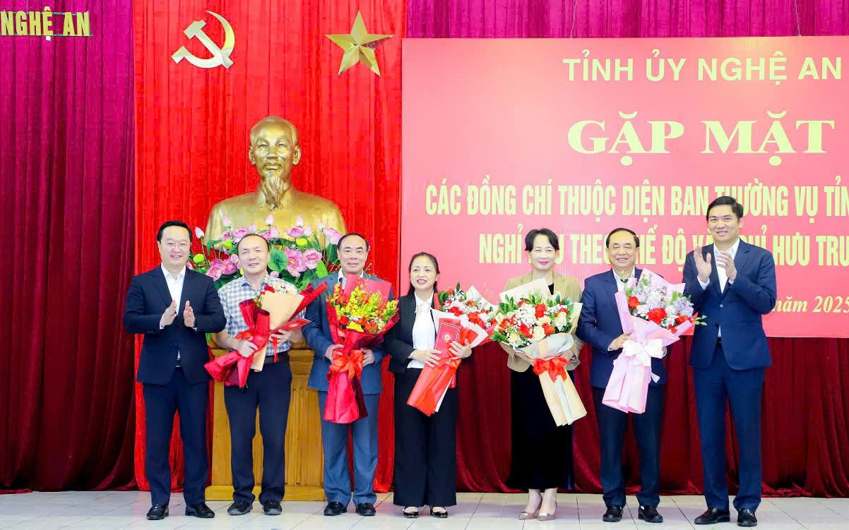 Một địa phương chi hơn 3.000 tỉ đồng cho các cán bộ nghỉ hưu trước tuổi, thôi việc