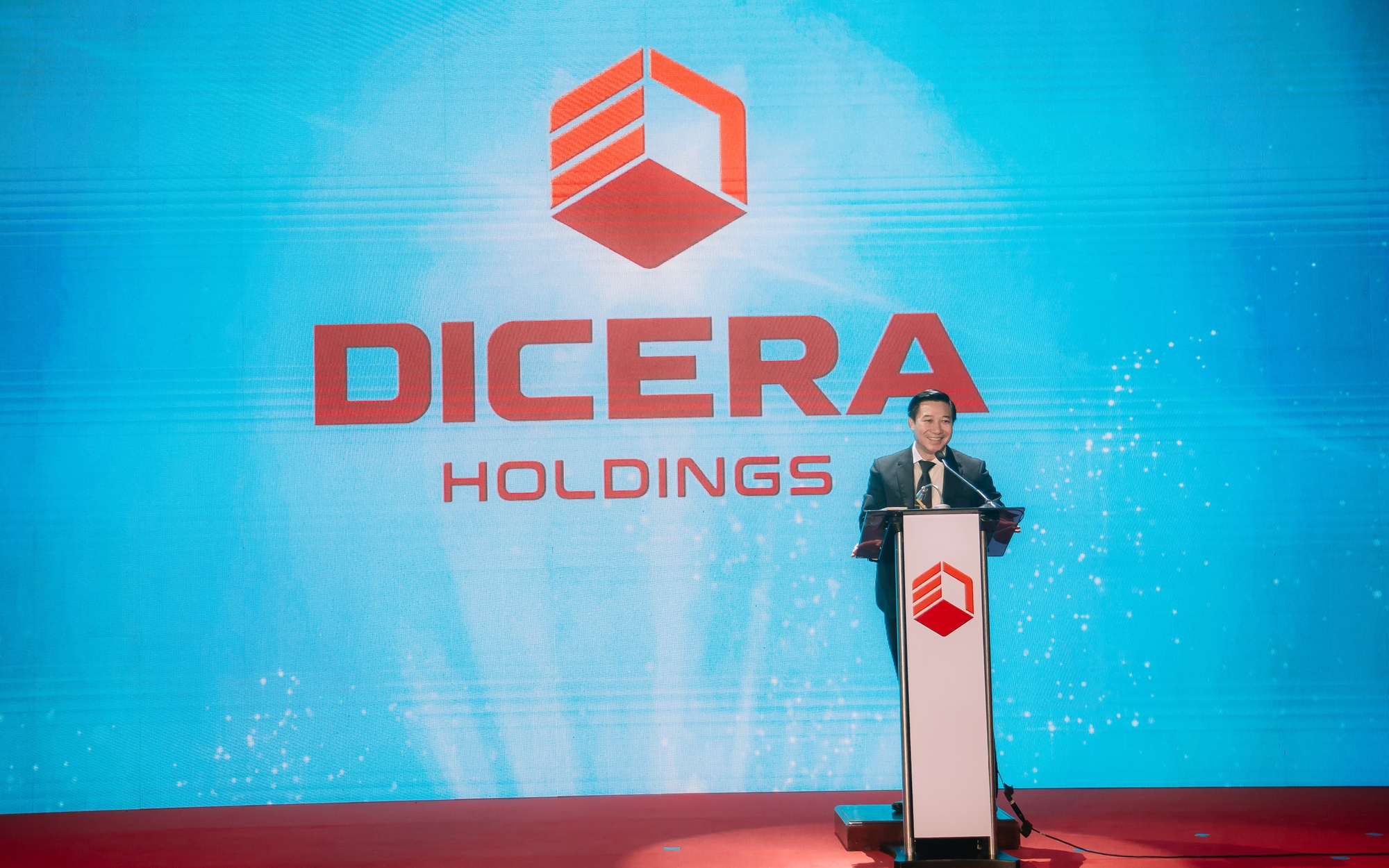 DIC Holdings thay đổi thương hiệu thành DICERA Holdings