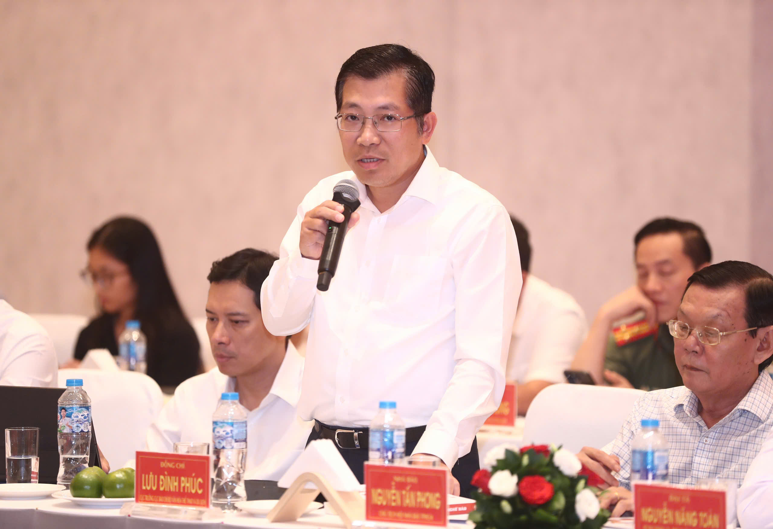 Đề xuất m&ocirc; h&igrave;nh tổ hợp b&aacute;o ch&iacute;, giữ lại những tờ b&aacute;o c&oacute; thương hiệu - Ảnh 2.