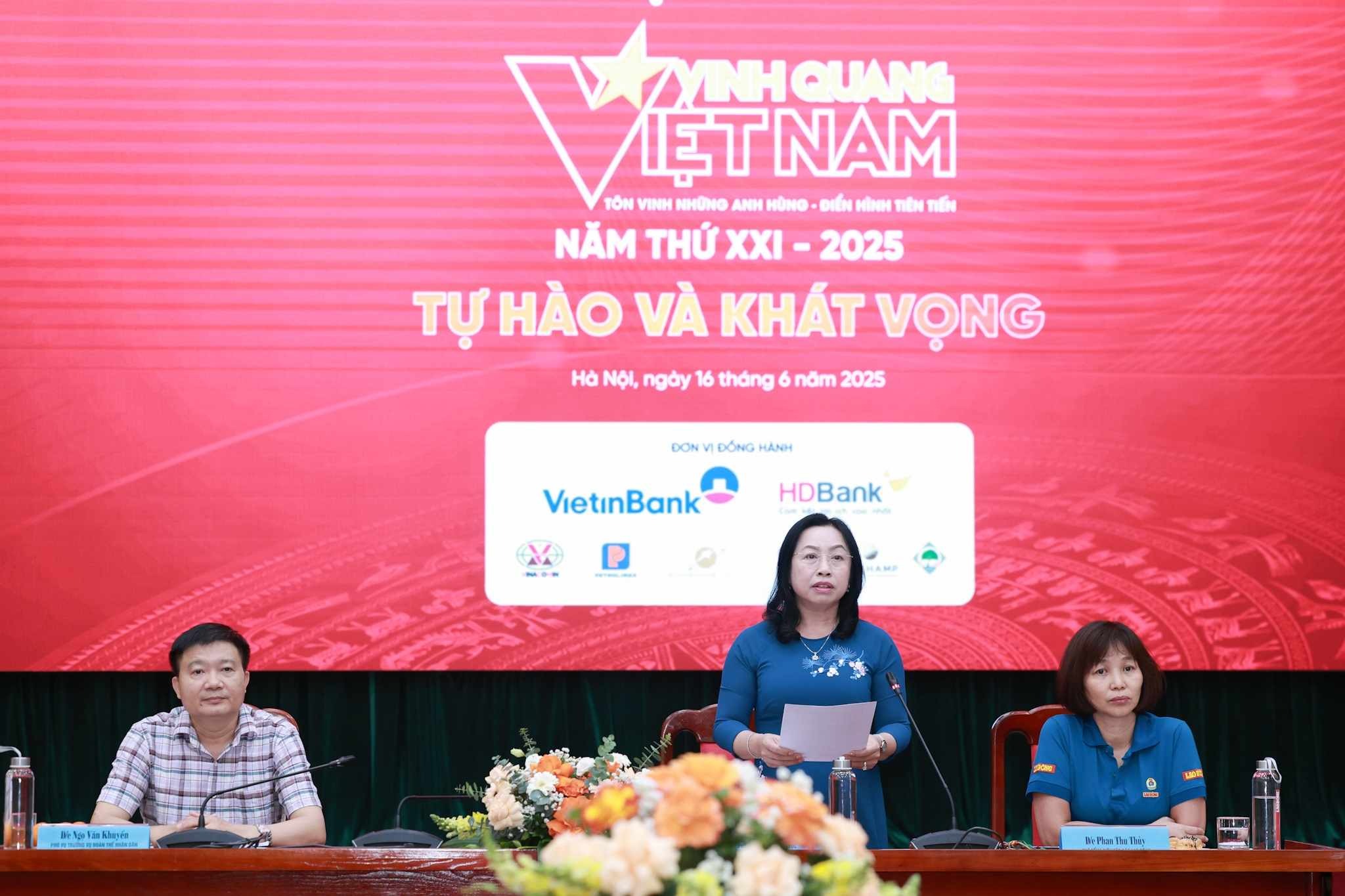 19 tập thể, c&aacute; nh&acirc;n được vinh danh trong Chương tr&igrave;nh Vinh quang Việt Nam 2025 - Ảnh 1.