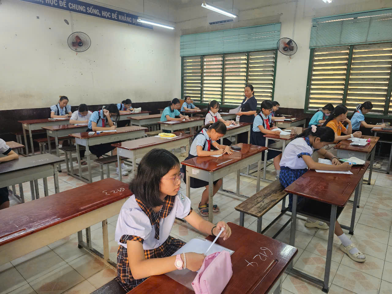 Gần 5.000 thí sinh dự khảo sát vào lớp 6 Trường Trần Đại Nghĩa, tỷ lệ chọi 1/14- Ảnh 1.