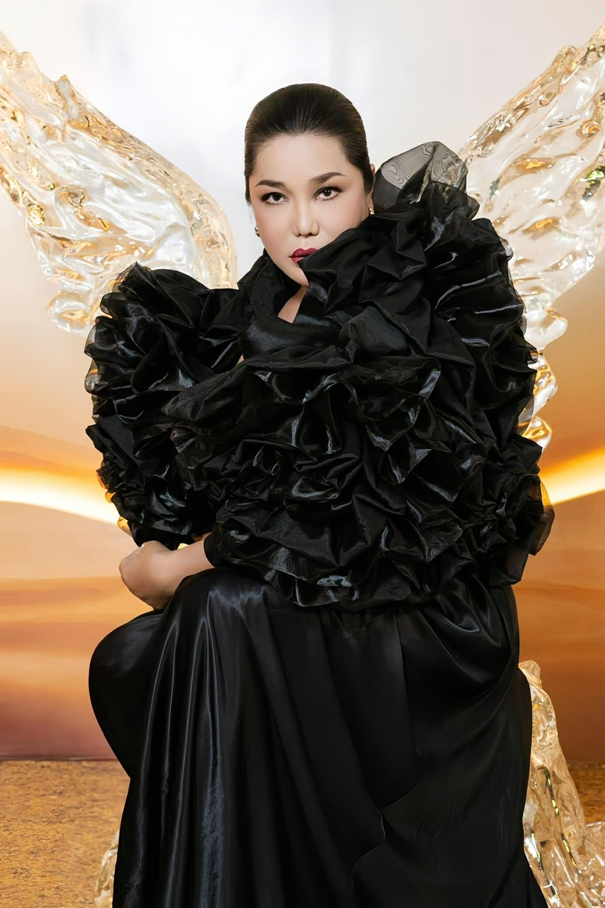 Đạo diễn catwalk Cindy Th&aacute;i T&agrave;i: "Người truyền lửa"- Ảnh 3.
