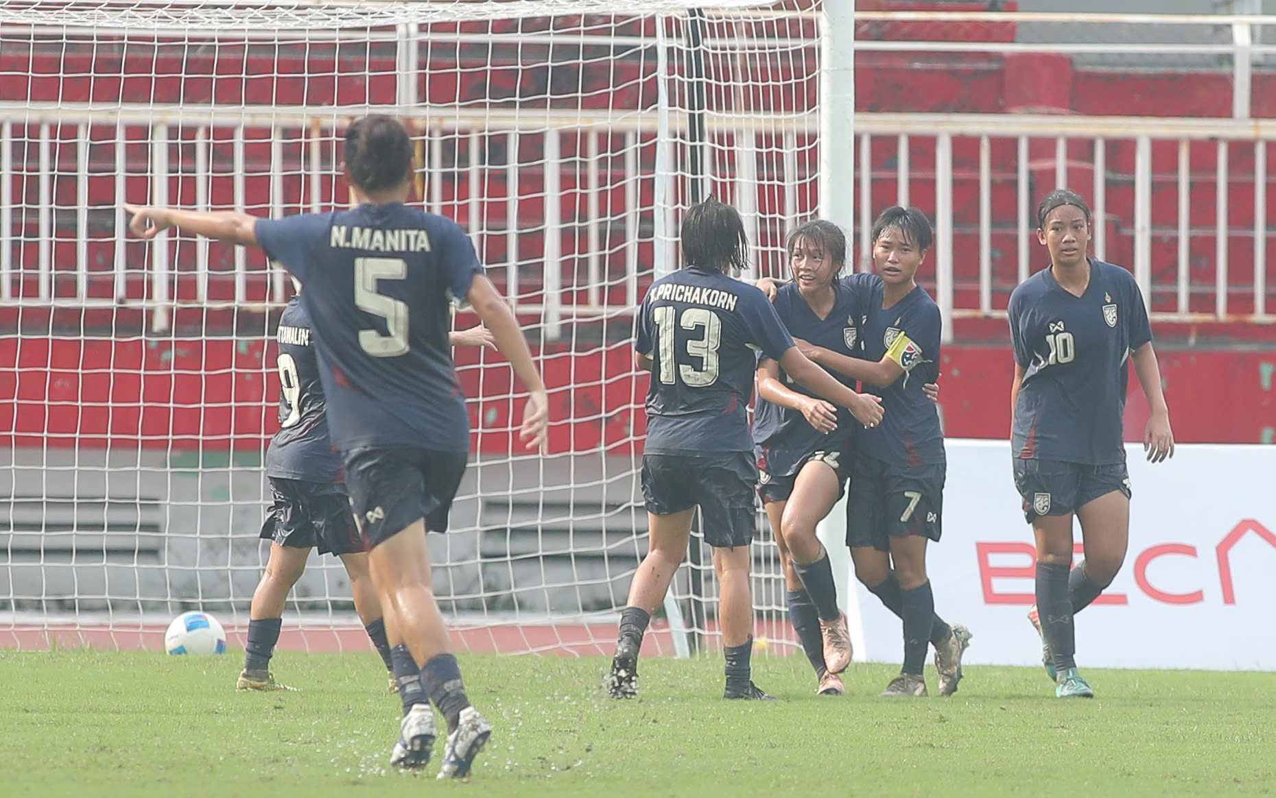 U19 nữ Đông Nam Á: Thái Lan vào chung kết, chờ đấu Việt Nam- Ảnh 1.