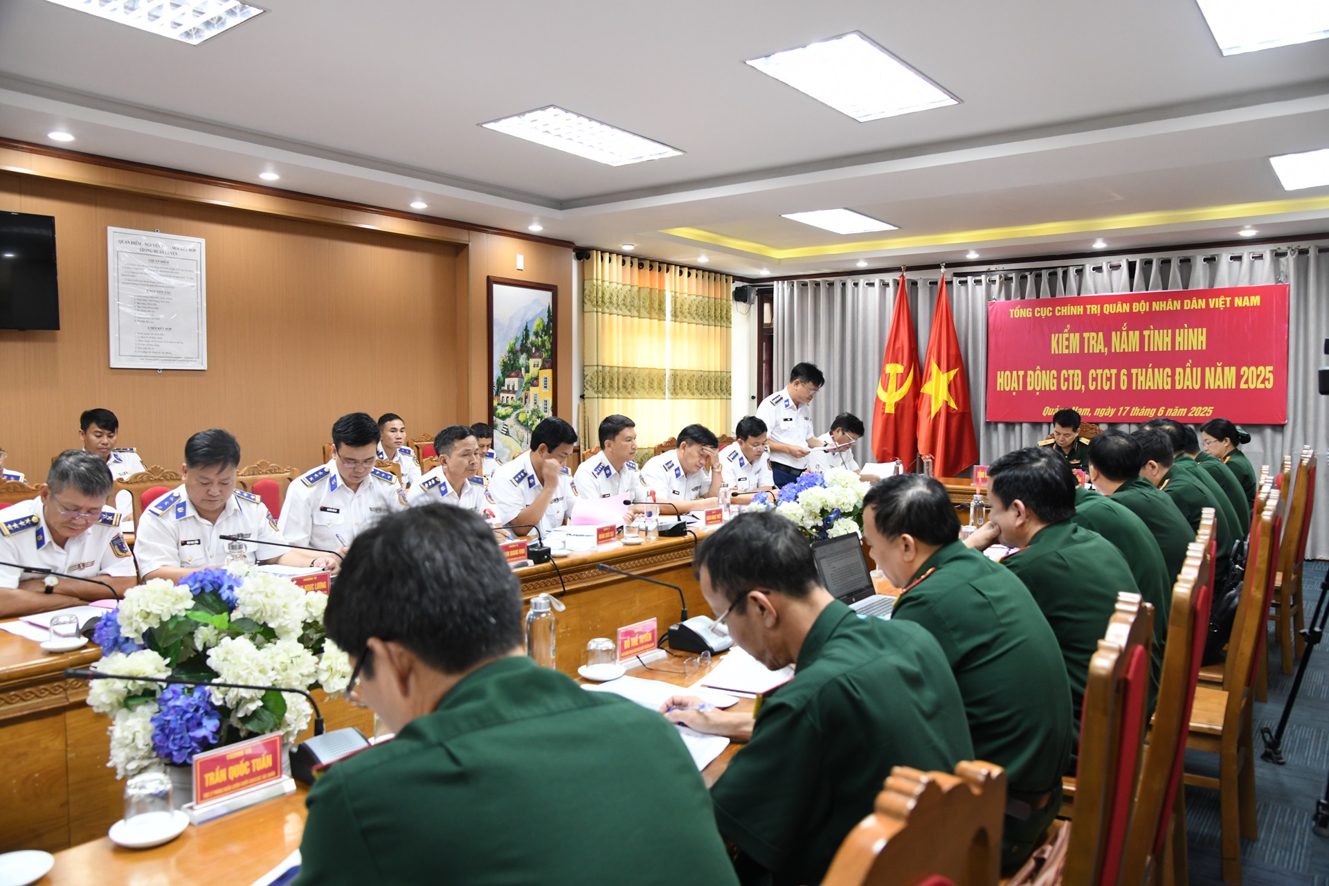 Tổng cục Ch&iacute;nh trị kiểm tra tại Bộ tư lệnh V&ugrave;ng Cảnh s&aacute;t biển 2 - Ảnh 2.