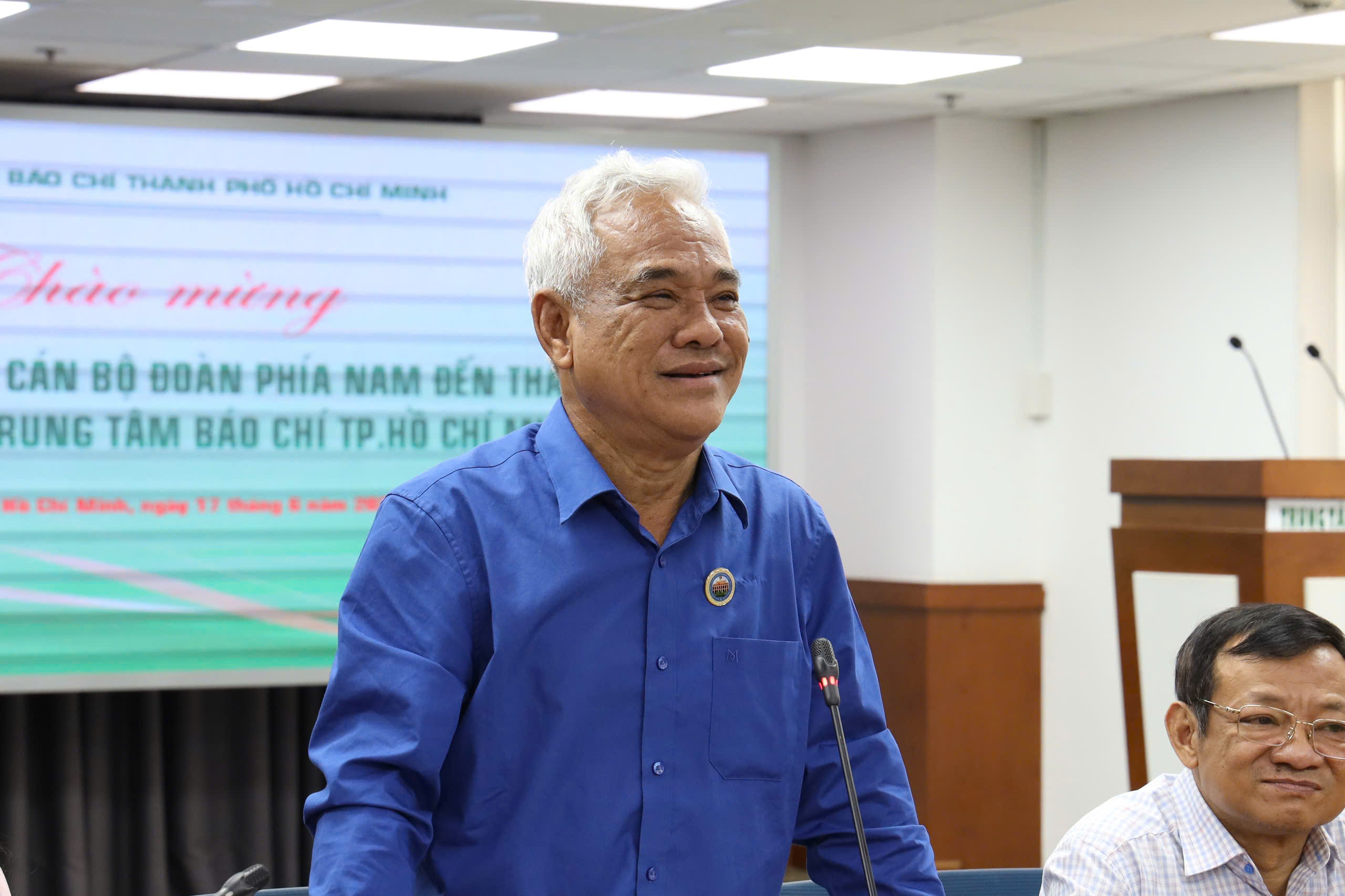 Ban Liên lạc Cựu Cán bộ Đoàn phía Nam thăm, chúc mừng Trung tâm Báo chí TP HCM - Ảnh 2.