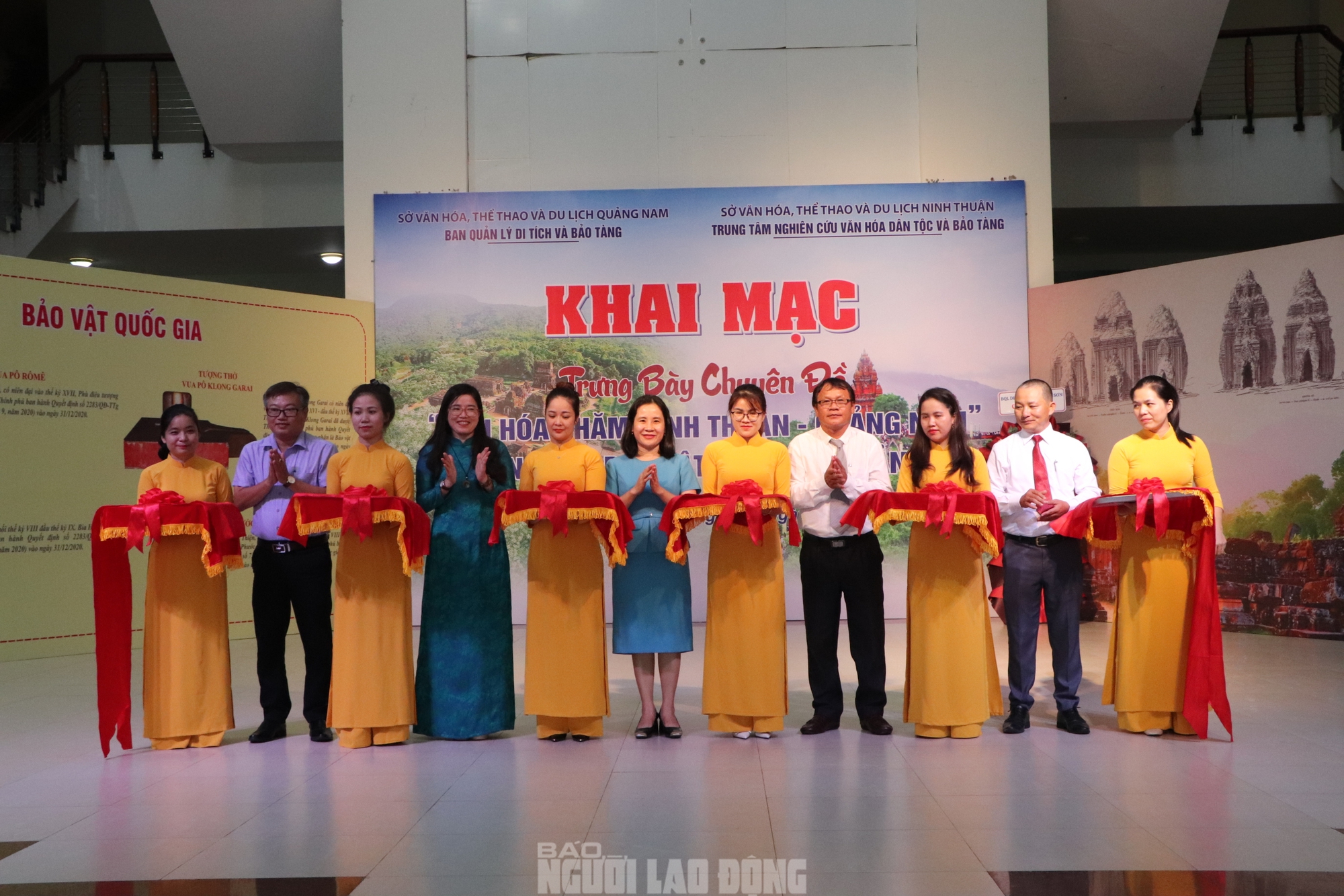 Bộ trang sức bằng v&agrave;ng hơn 2.000 năm lần đầu "lộ diện" ở Quảng Nam- Ảnh 2.