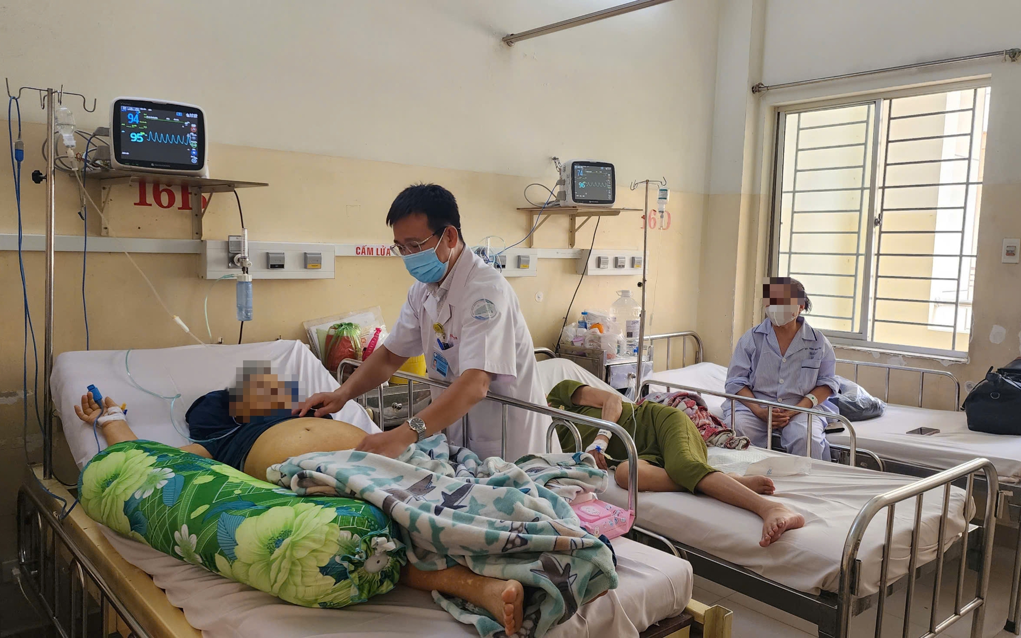 Dịch COVID-19 tại TP HCM có xu hướng giảm mạnh