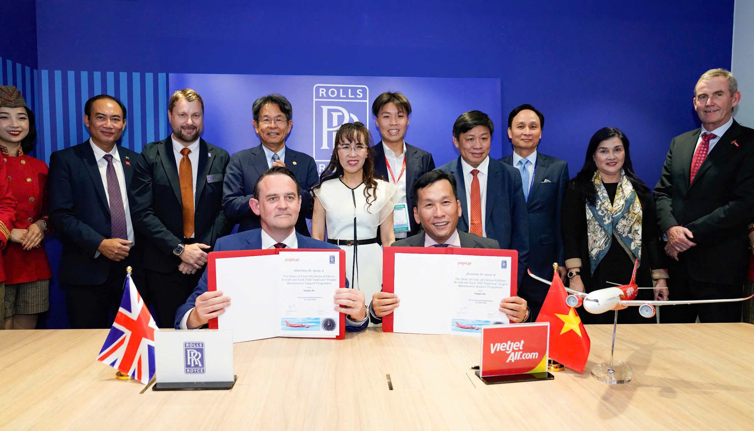 Vietjet k&yacute; hợp đồng mua 40 động cơ Trent 7000 với Rolls-Royce, lắp cho 20 m&aacute;y bay Airbus A330Neo- Ảnh 1.