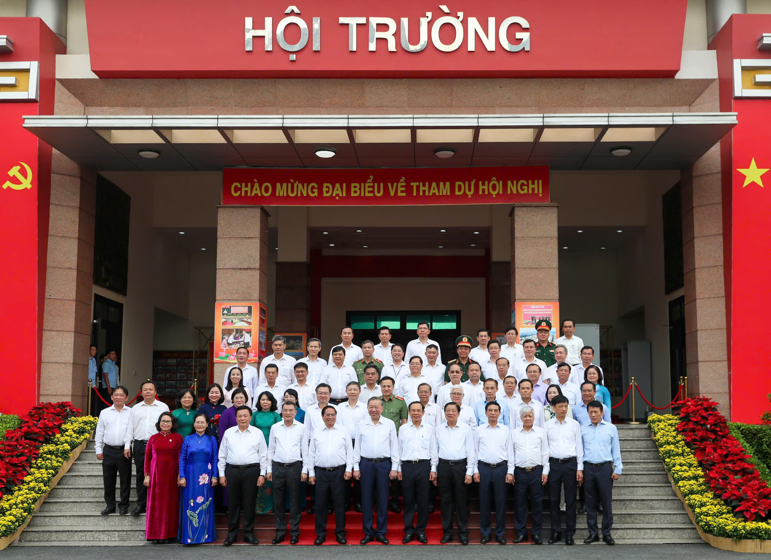 Thủ tướng Phạm Minh Ch&iacute;nh: TP HCM mới phải c&oacute; tầm nh&igrave;n mới - Ảnh 3.