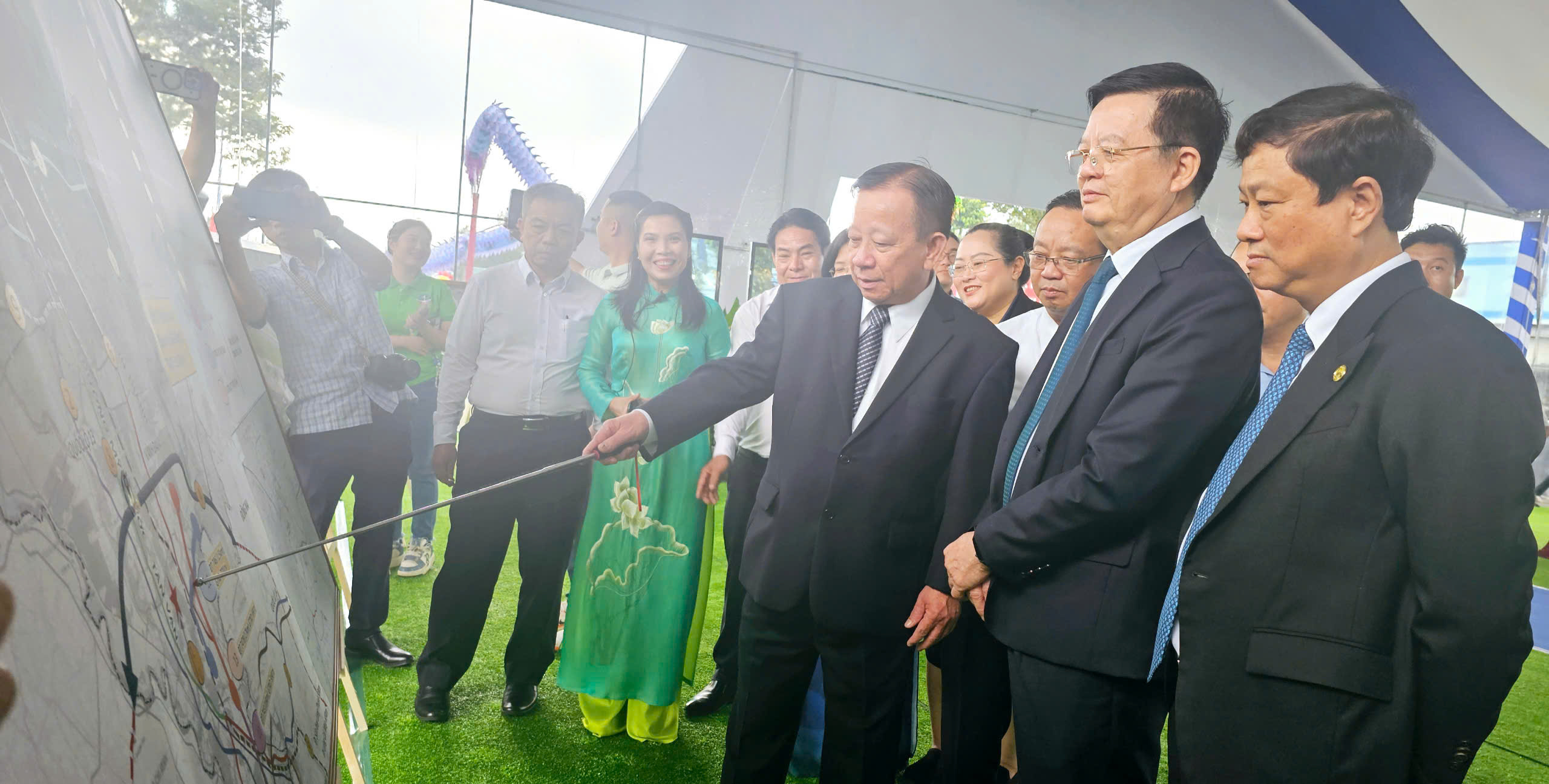 Chính thức khởi công đường Vành đai 4- TP HCM đoạn qua Bình Dương- Ảnh 2.