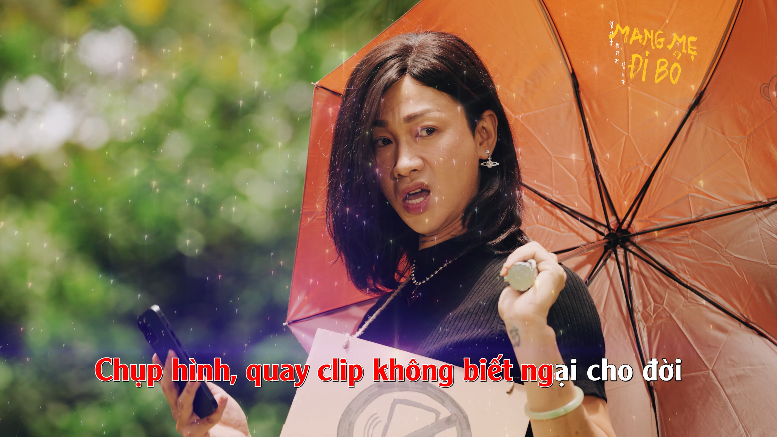 Hồng Đào, Tuấn Trần hát karaoke chế lời trên nền "Lệ đá" - Ảnh 9.