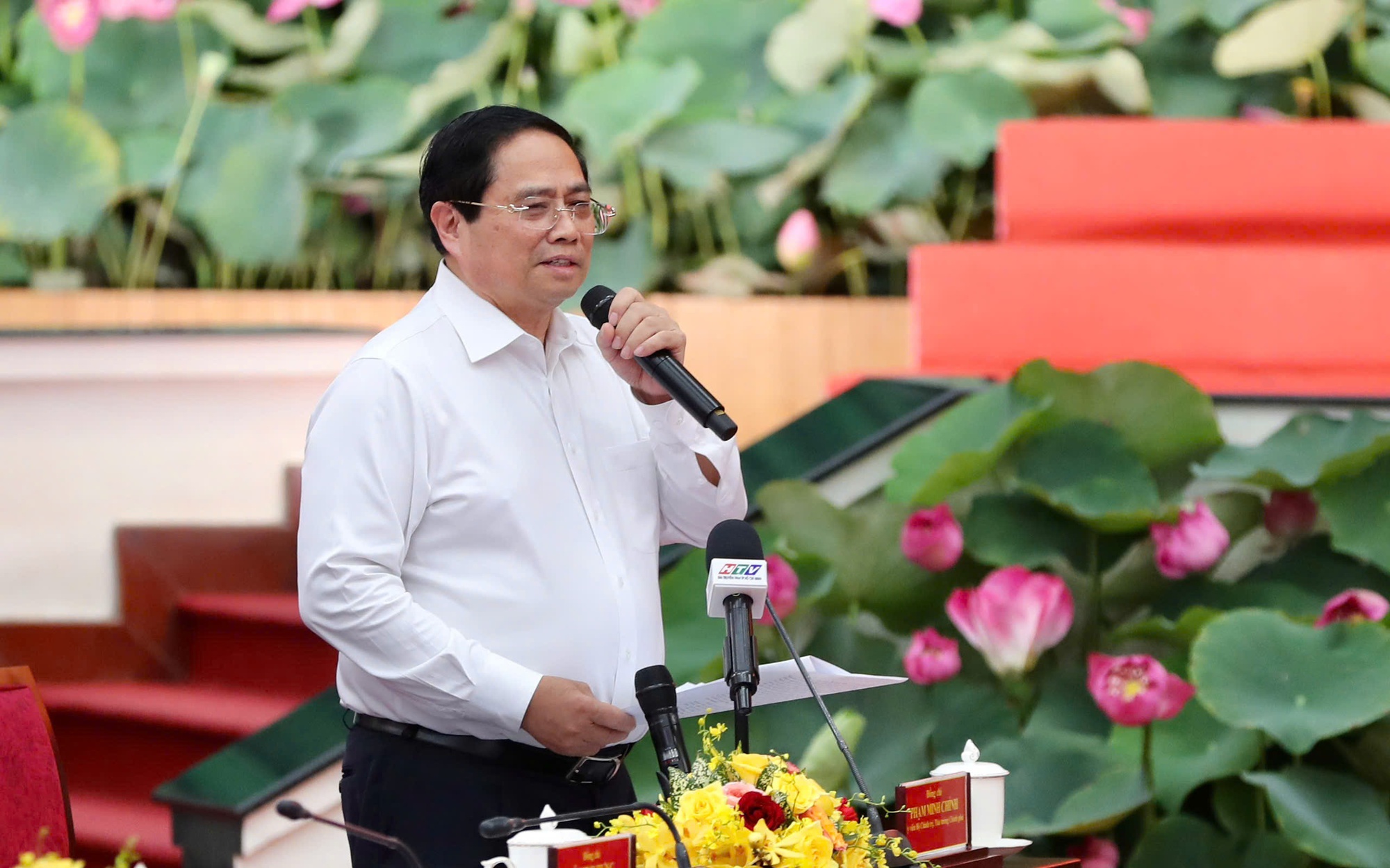Tổng B&iacute; thư T&ocirc; L&acirc;m: TP HCM mới c&agrave;ng vươn xa, đất nước c&agrave;ng tiến nhanh - Ảnh 3.