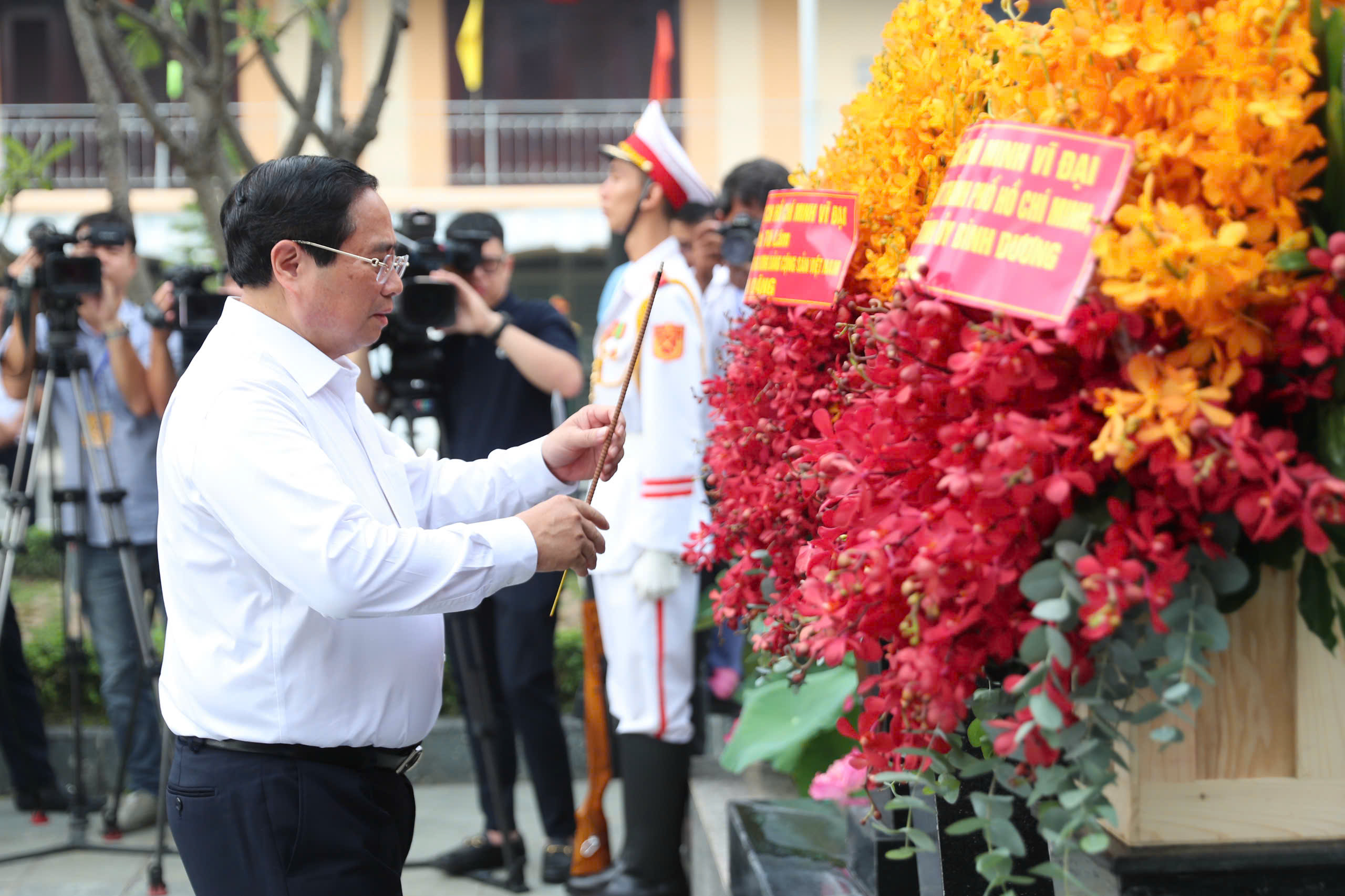Tổng B&iacute; thư T&ocirc; L&acirc;m l&agrave;m việc với 3 tỉnh: TP HCM, B&igrave;nh Dương, B&agrave; Rịa - Vũng T&agrave;u - Ảnh 7.