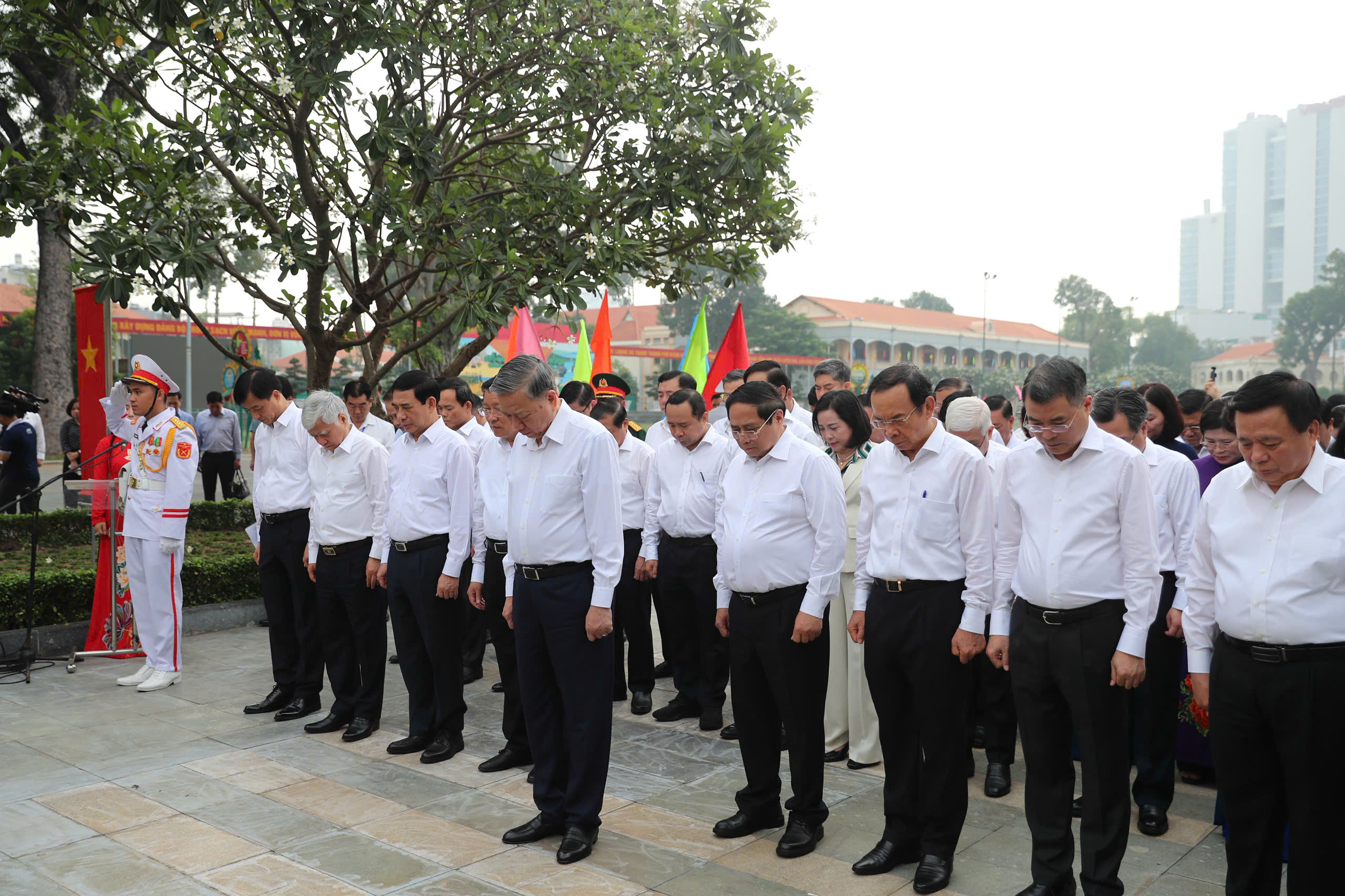 Tổng B&iacute; thư T&ocirc; L&acirc;m l&agrave;m việc với 3 tỉnh: TP HCM, B&igrave;nh Dương, B&agrave; Rịa - Vũng T&agrave;u - Ảnh 9.