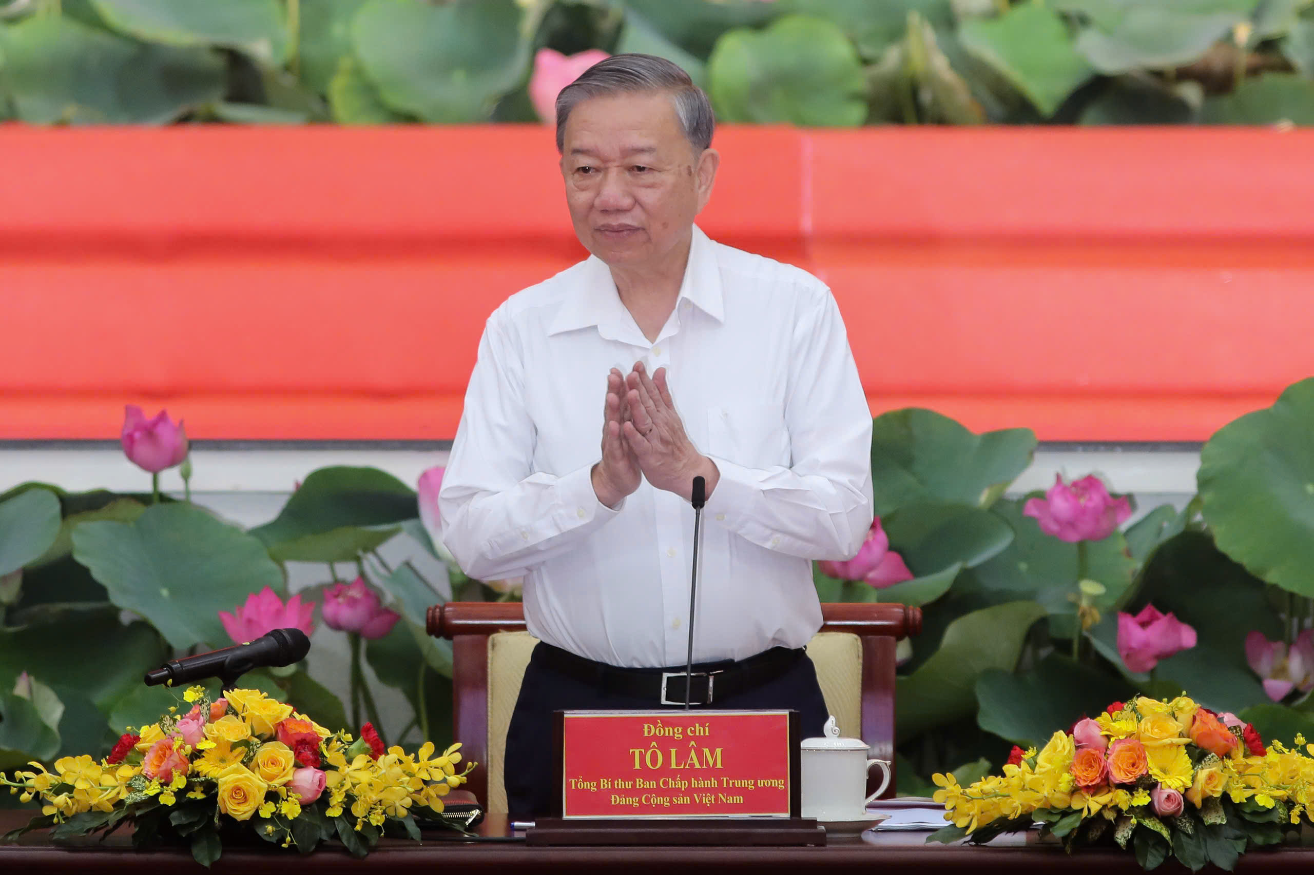 Tổng B&iacute; thư T&ocirc; L&acirc;m l&agrave;m việc với 3 tỉnh: TP HCM, B&igrave;nh Dương, B&agrave; Rịa - Vũng T&agrave;u - Ảnh 1.