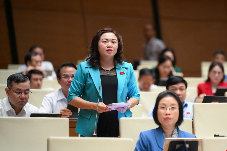 Bỏ thuế kho&aacute;n với h&agrave;ng triệu hộ kinh doanh, Bộ trưởng Nguyễn Văn Thắng n&ecirc;u giải ph&aacute;p hỗ trợ- Ảnh 1.