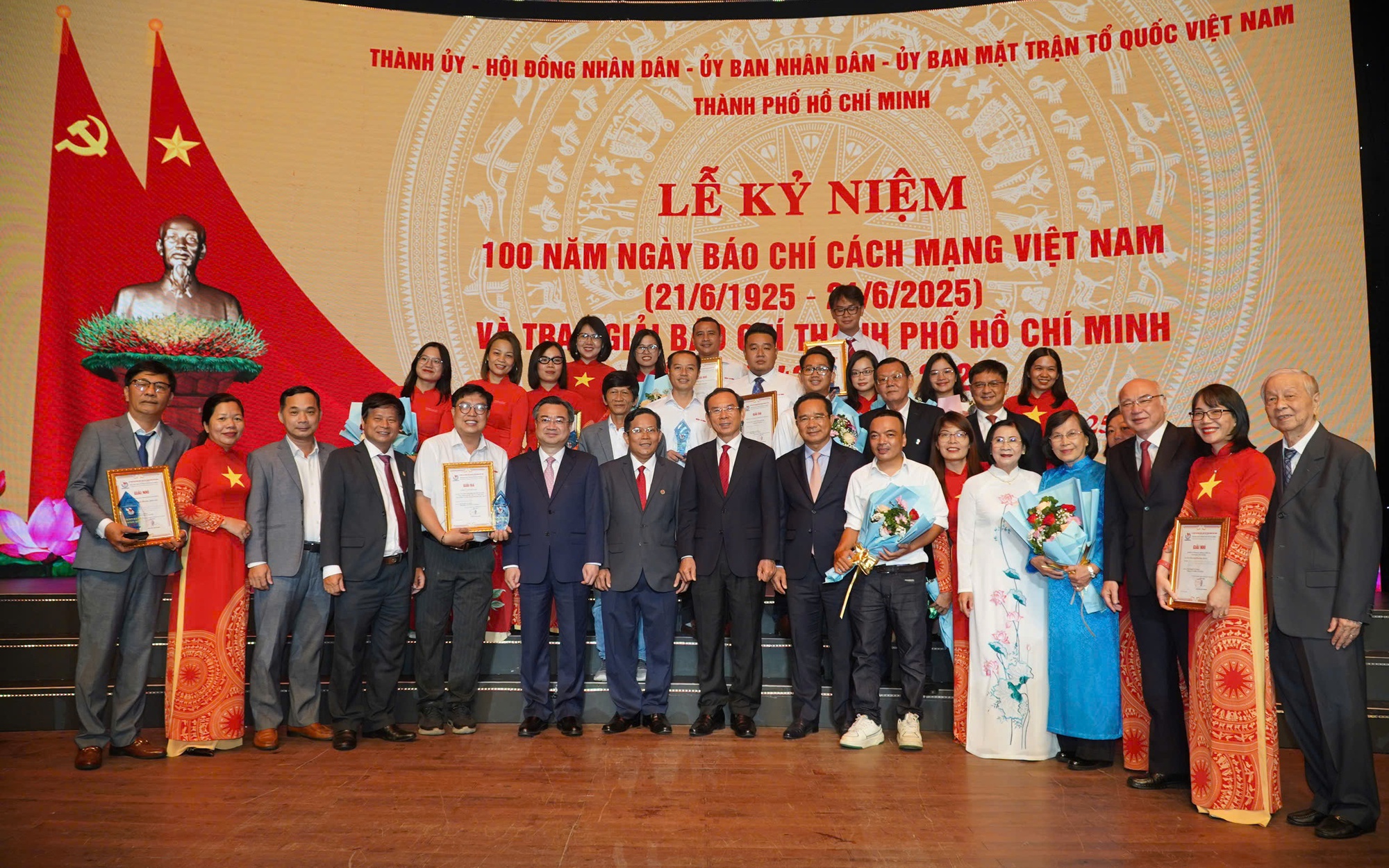 Đội ngũ làm báo TP HCM nỗ lực trở thành người truyền cảm hứng, sứ giả niềm tin