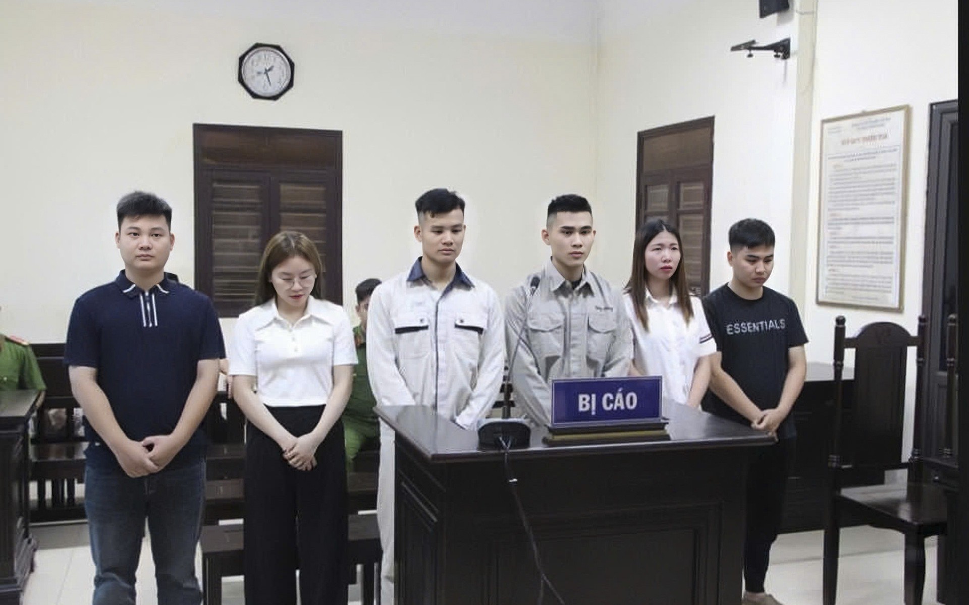 Hải Idol bị tuyên hơn 2 năm tù về tội Gây rối trật tự công cộng và Trốn thuế