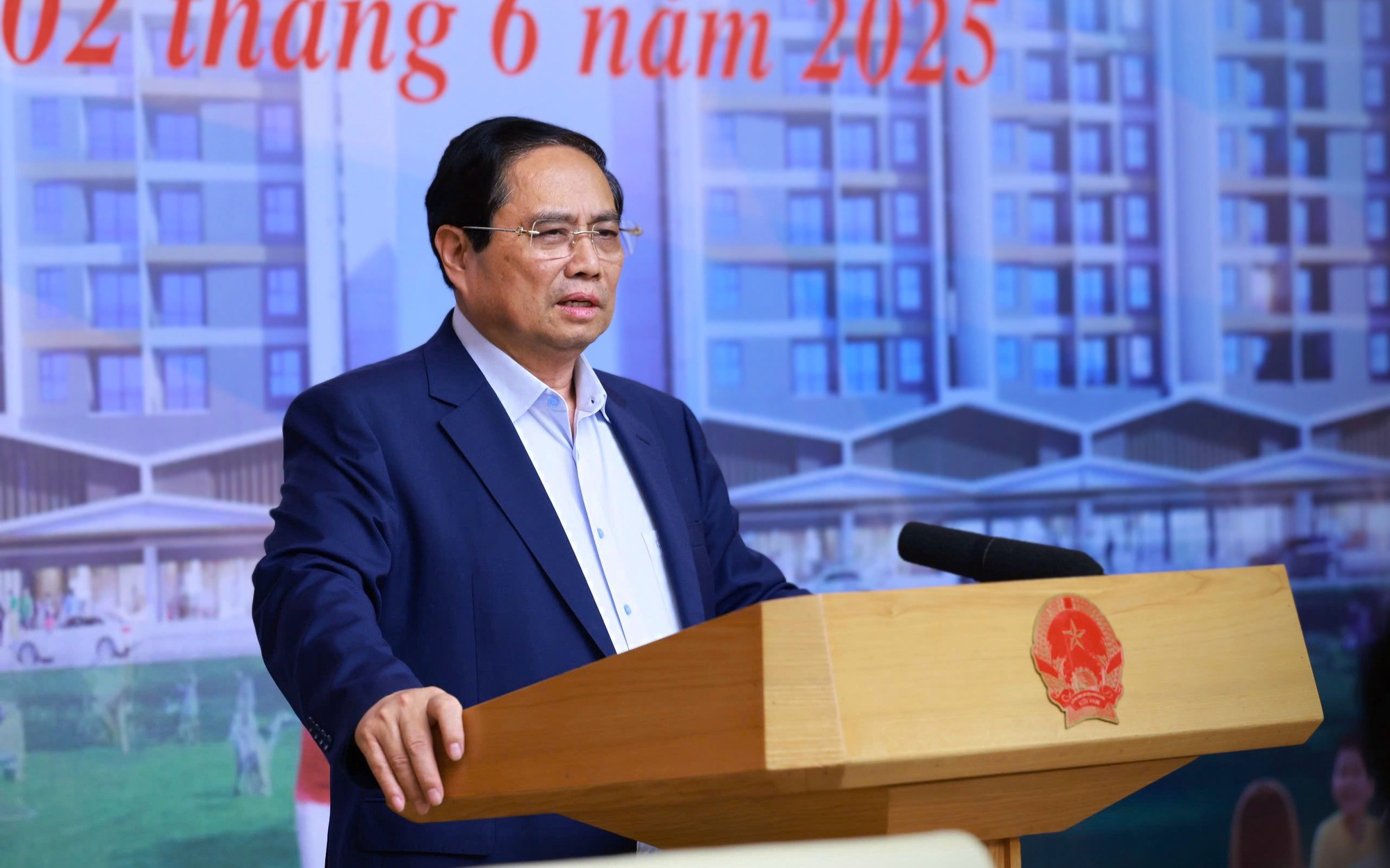 Thủ tướng Phạm Minh Chính: Thủ tục làm nhà ở xã hội sẽ giảm được ít nhất 350 ngày