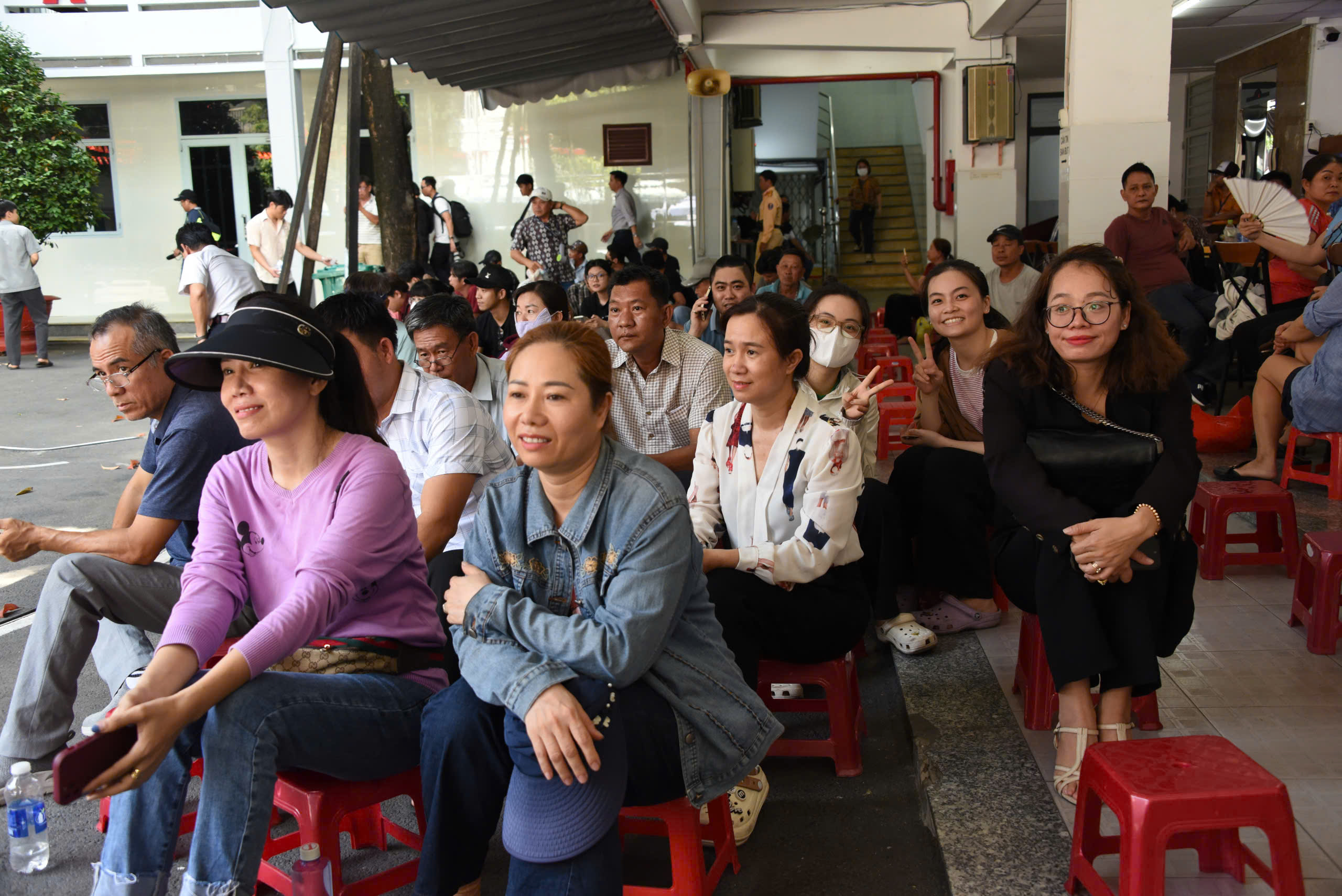 Sát hạch lái xe: Hết thời học mẹo - Ảnh 2.