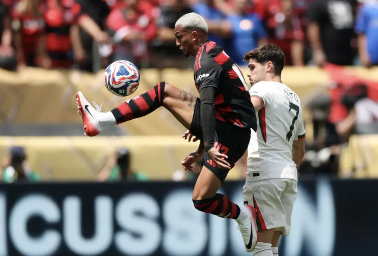 Flamengo ngược d&ograve;ng hạ Chelsea tại FIFA Club World Cup- Ảnh 1.