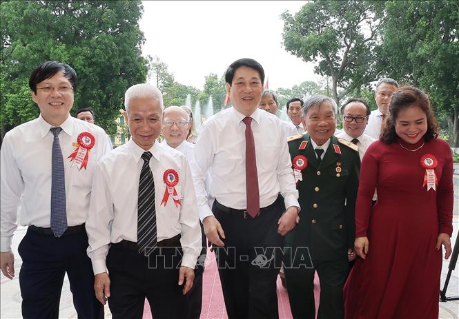 Chủ tịch nước Lương Cường gặp mặt tuyên dương người làm báo tiêu biểu toàn quốc- Ảnh 6.