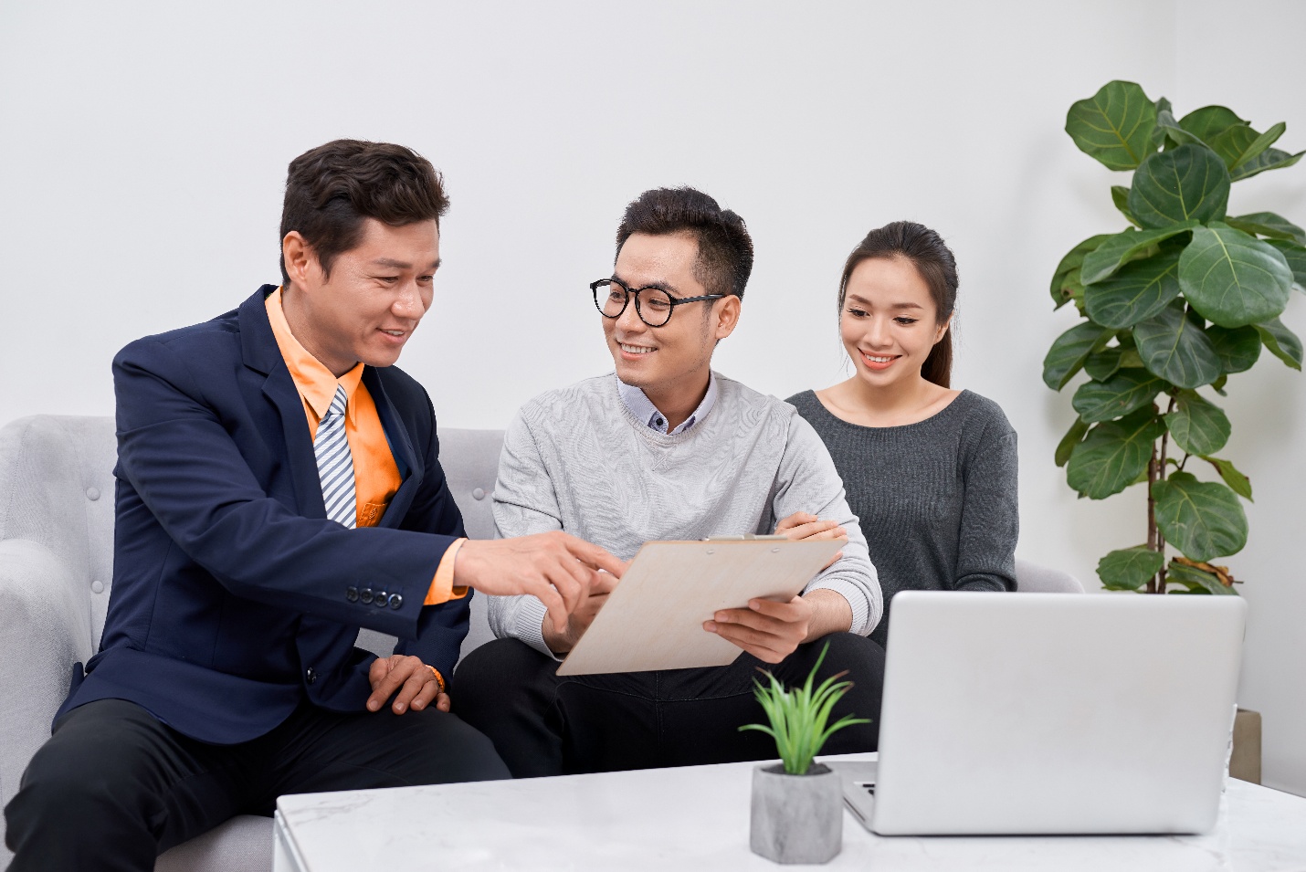Hanwha Life ra mắt nhiều sản phẩm bảo hiểm mới- Ảnh 1.