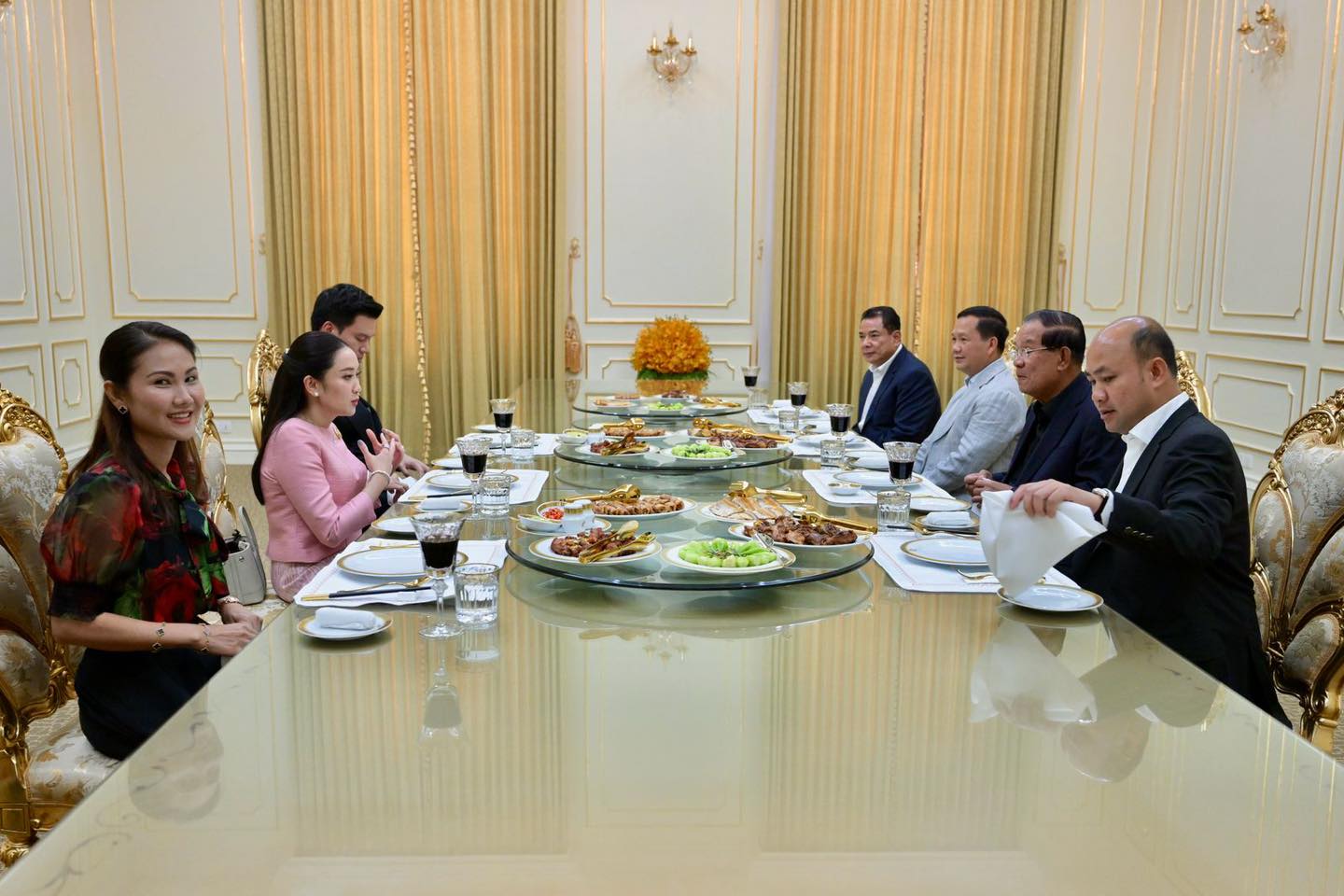 &Ocirc;ng Hun Sen b&igrave;nh luận về cuộc tr&ograve; chuyện với nữ thủ tướng Th&aacute;i Lan bị r&ograve; rỉ - Ảnh 2.