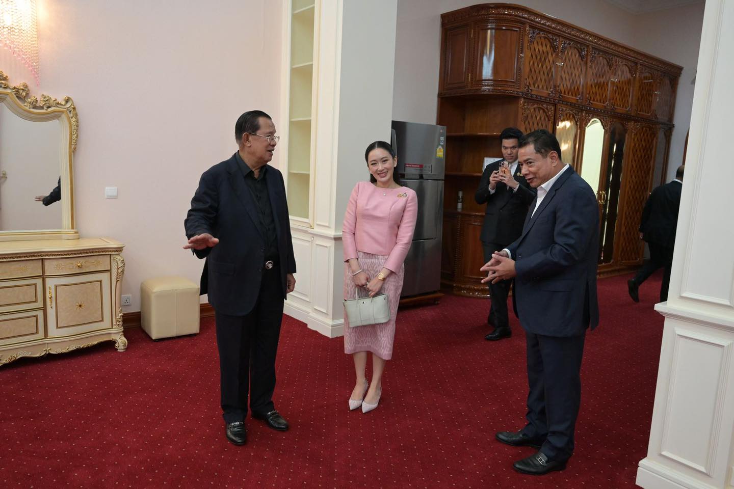 &Ocirc;ng Hun Sen b&igrave;nh luận về cuộc tr&ograve; chuyện với nữ thủ tướng Th&aacute;i Lan bị r&ograve; rỉ - Ảnh 3.