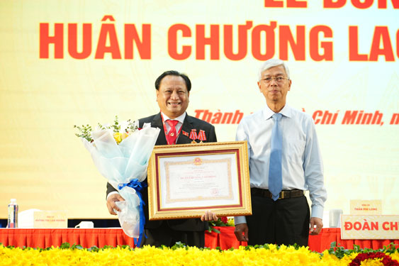 Tiếp tục tho&aacute;i vốn tại Tổng C&ocirc;ng ty C&ocirc;ng nghiệp S&agrave;i G&ograve;n- Ảnh 1.