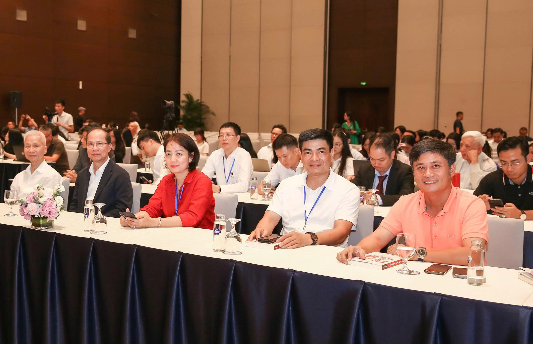 Bế mạc Diễn đàn Báo chí toàn quốc 2025: Tái định nghĩa sứ mệnh báo chí trong kỷ nguyên số- Ảnh 7.