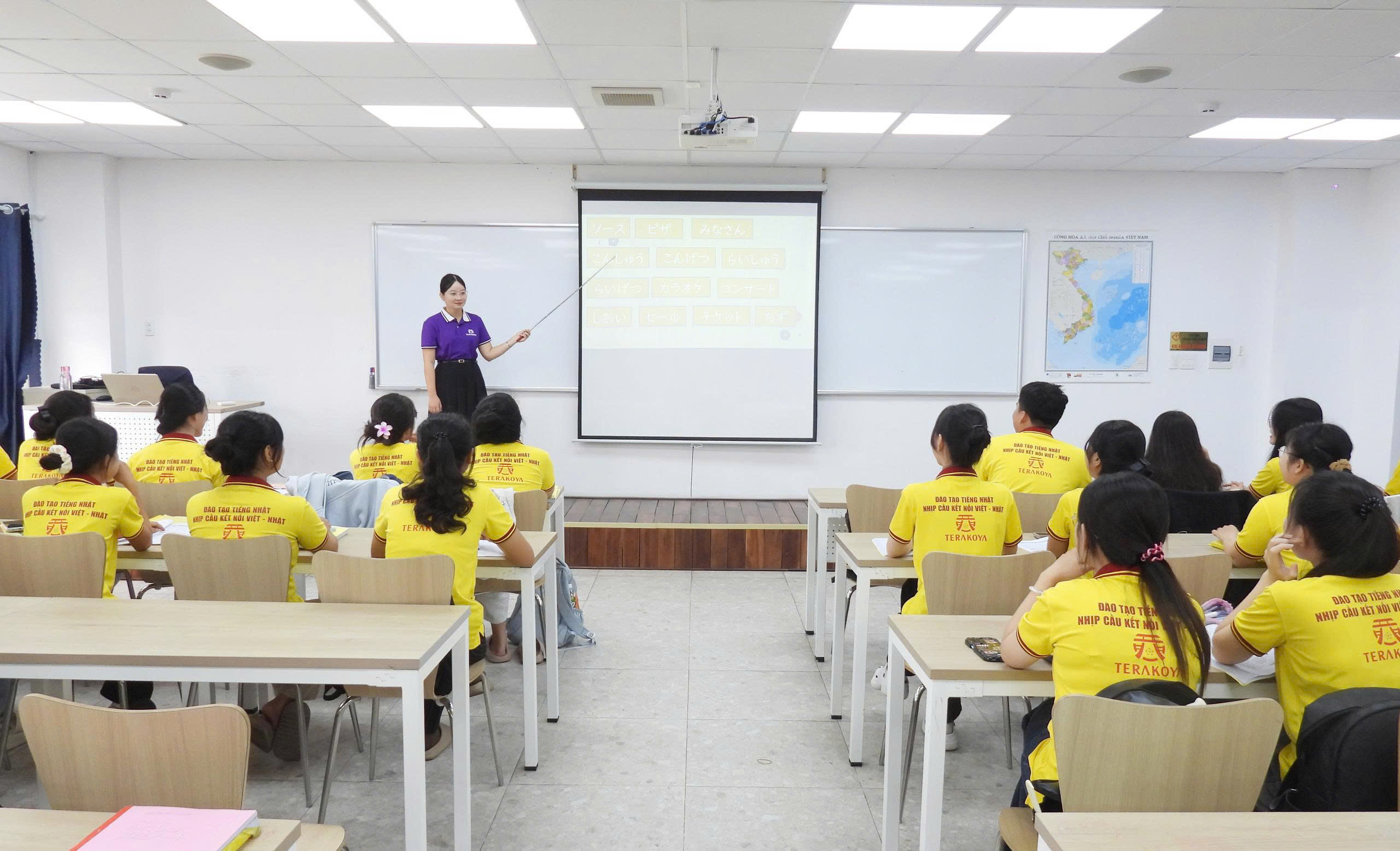 Trường ĐH Cửu Long tăng cường hợp t&aacute;c đưa sinh vi&ecirc;n đi thực tập, l&agrave;m việc ở nước ngo&agrave;i- Ảnh 4.