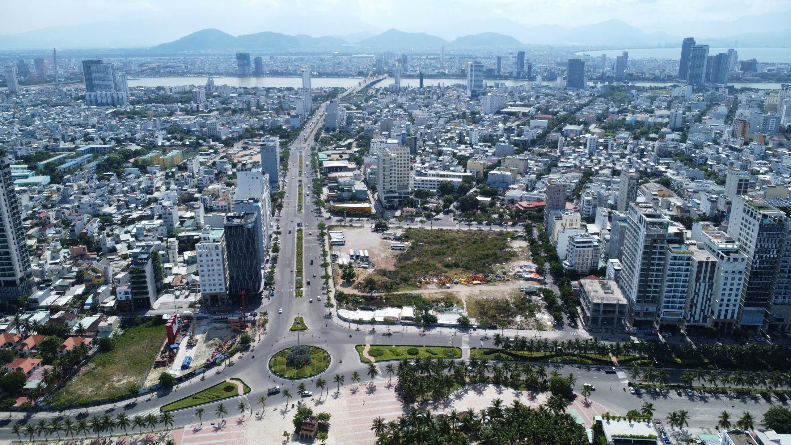 Đà Nẵng khẩn trương chuẩn bị điều kiện vận hành Trung tâm Tài chính quốc tế - Ảnh 1.