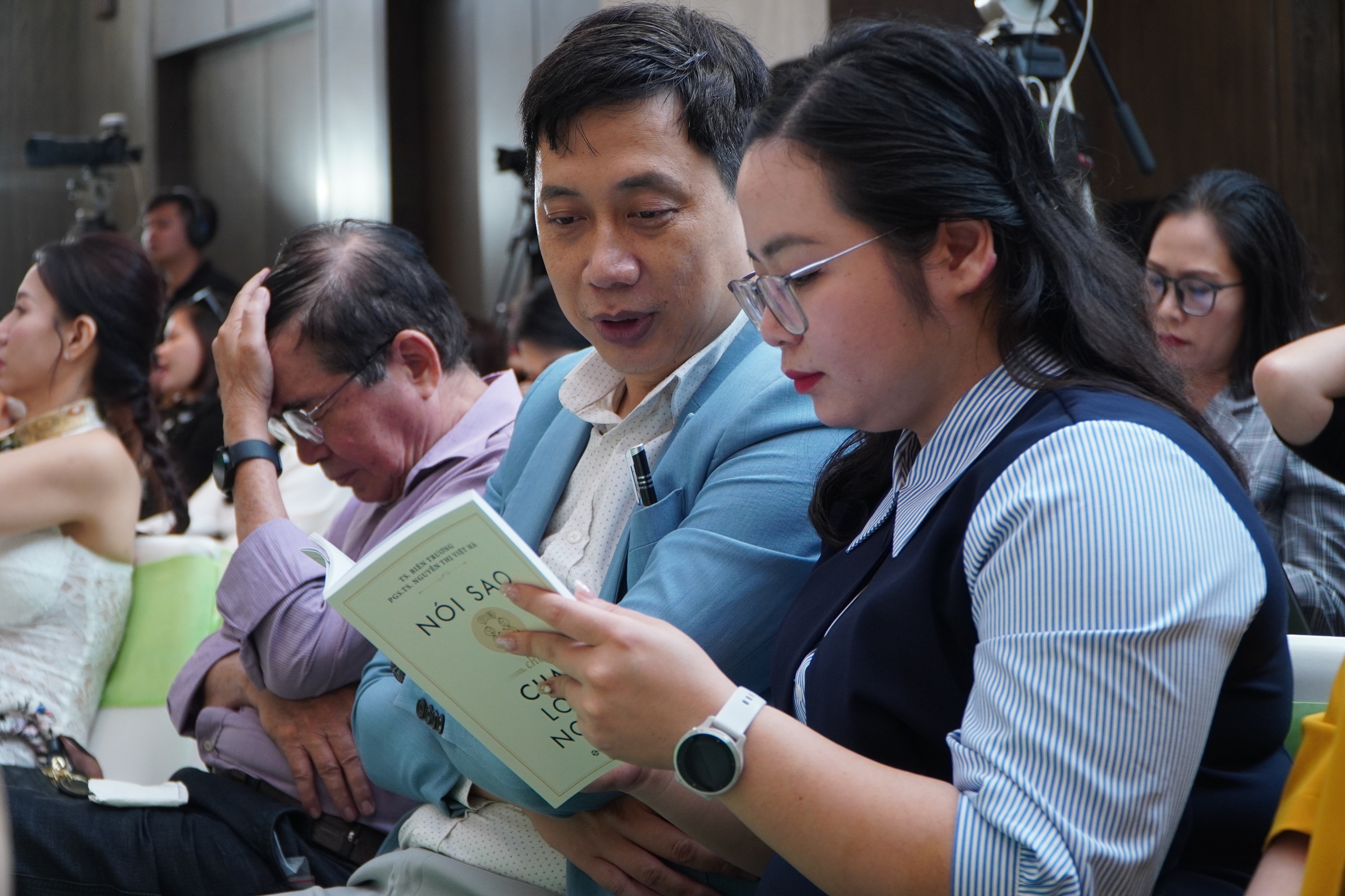 “Nói sao cho chạm lòng người”: Chìa khóa mở cửa trái tim- Ảnh 4.