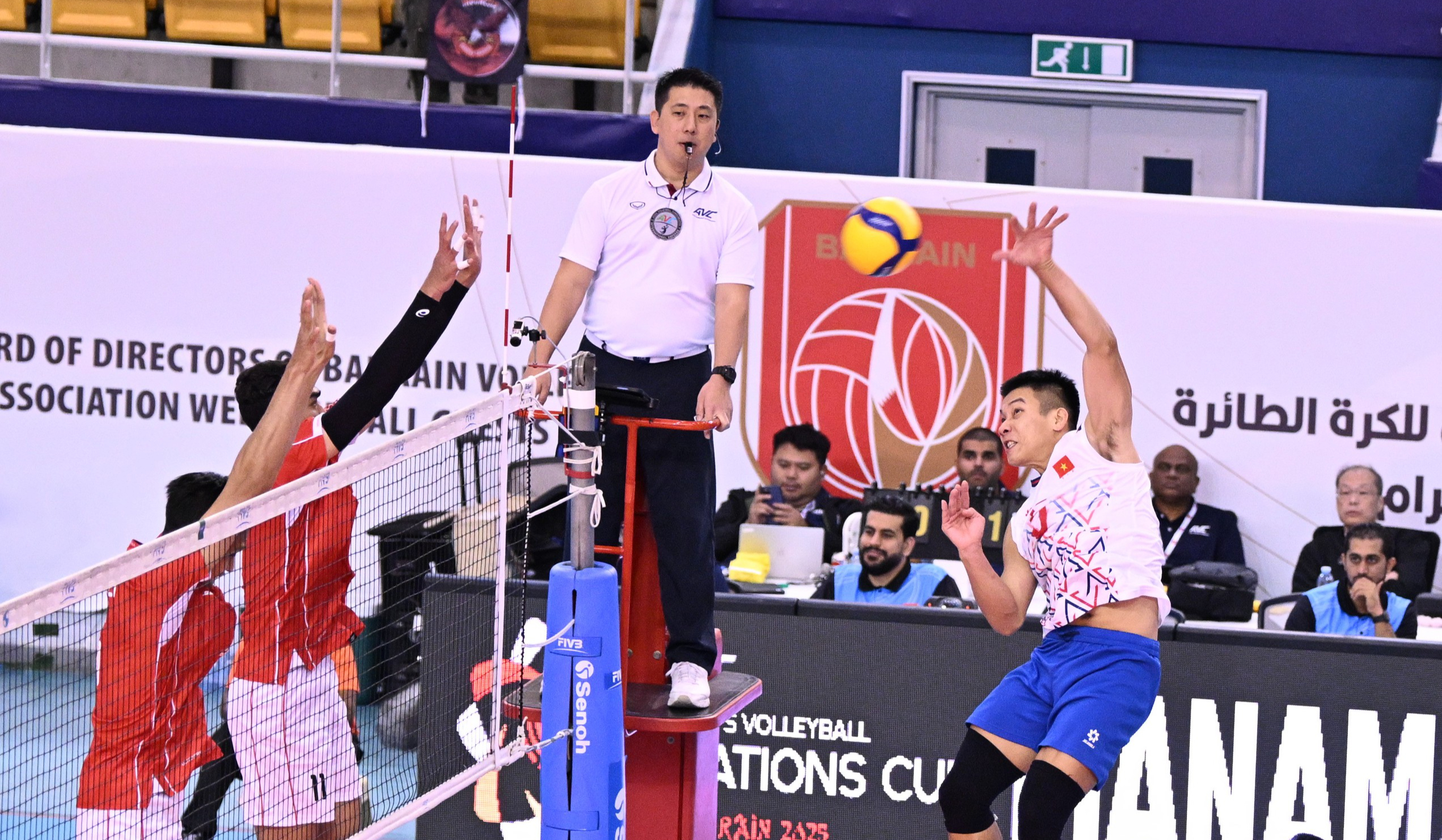 B&oacute;ng chuyền nam Việt Nam thất bại đầy tiếc nuối trước Indonesia tại AVC Nations Cup- Ảnh 5.